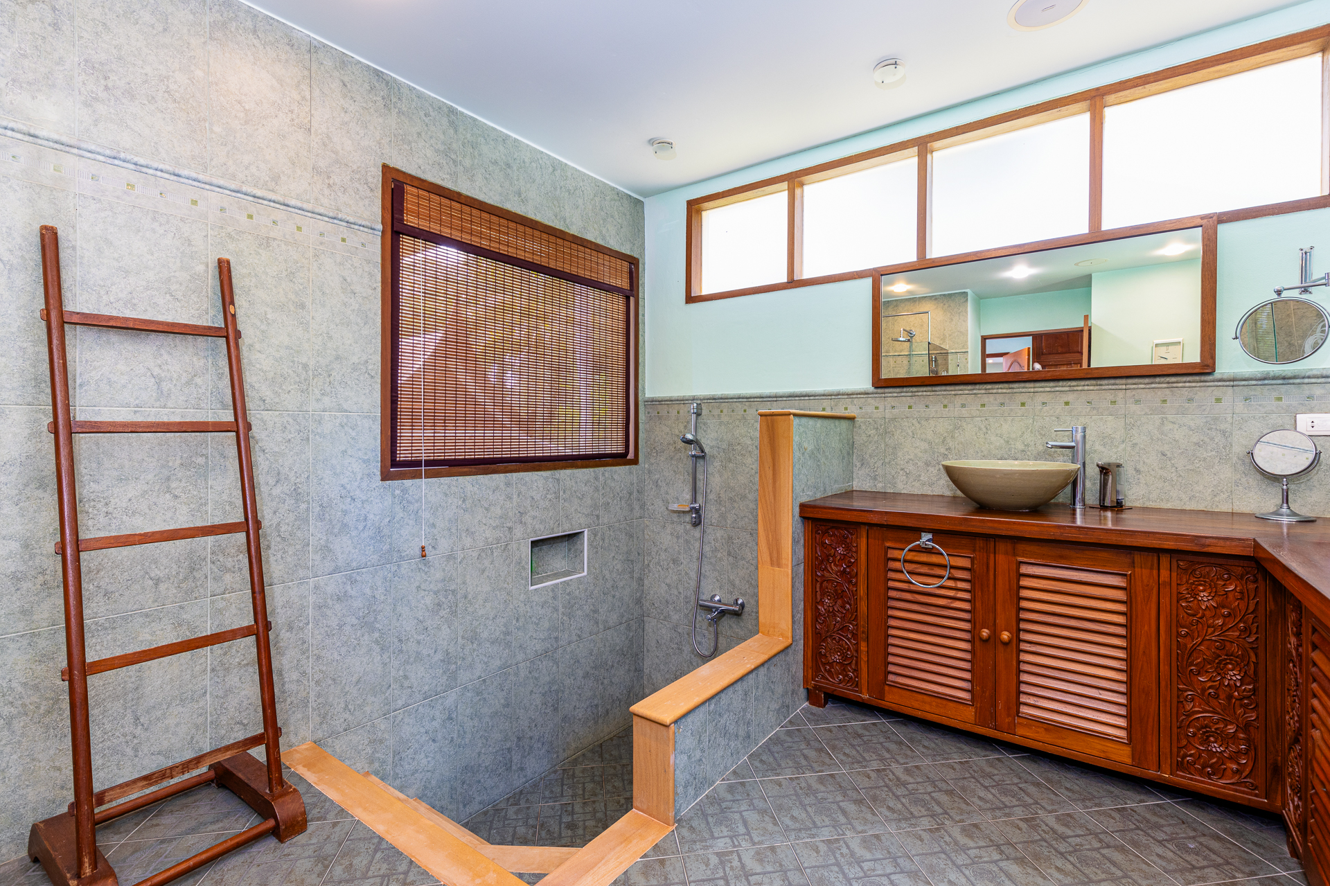 Property image - gallery 8