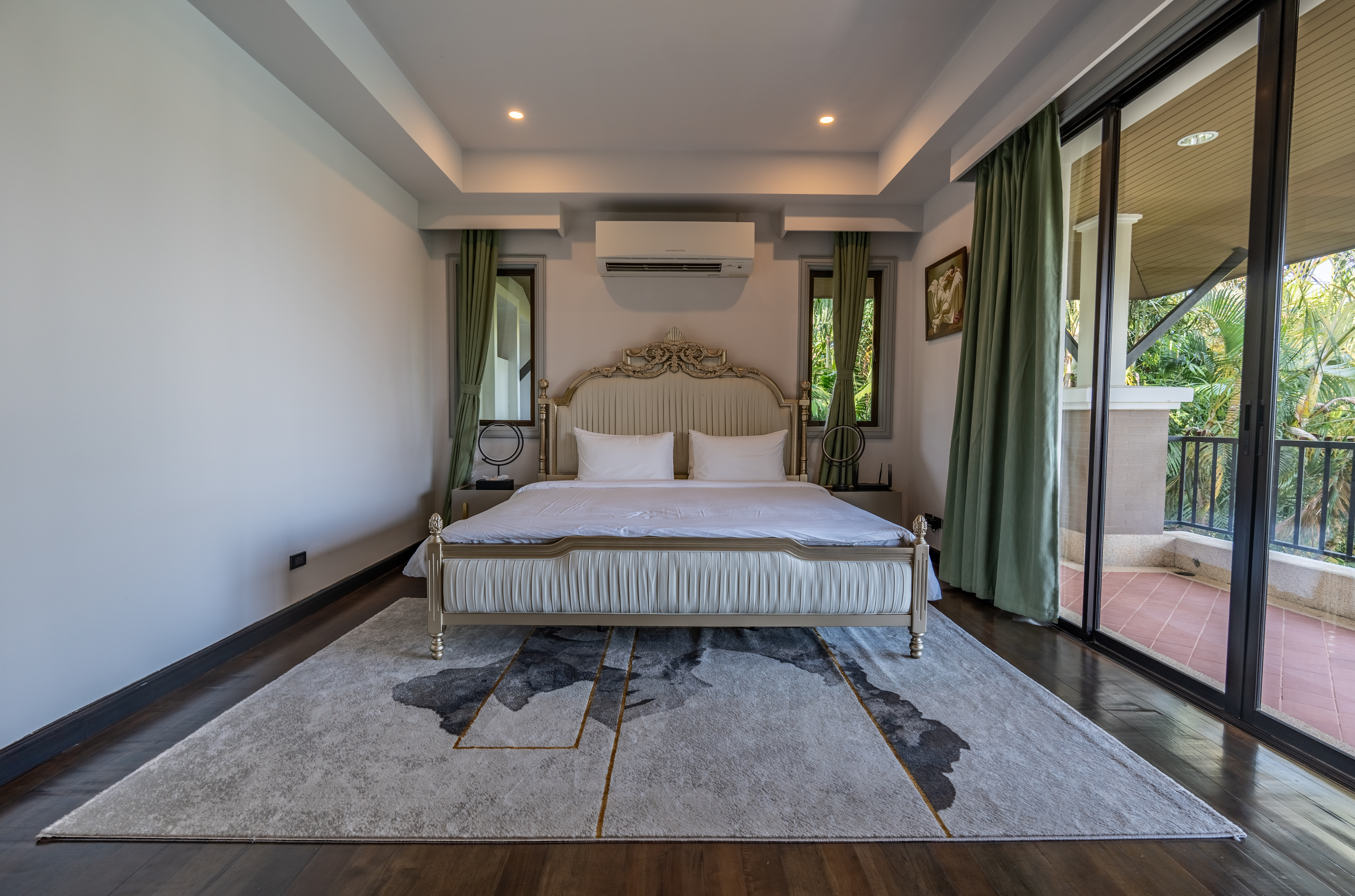 Property image - gallery 11