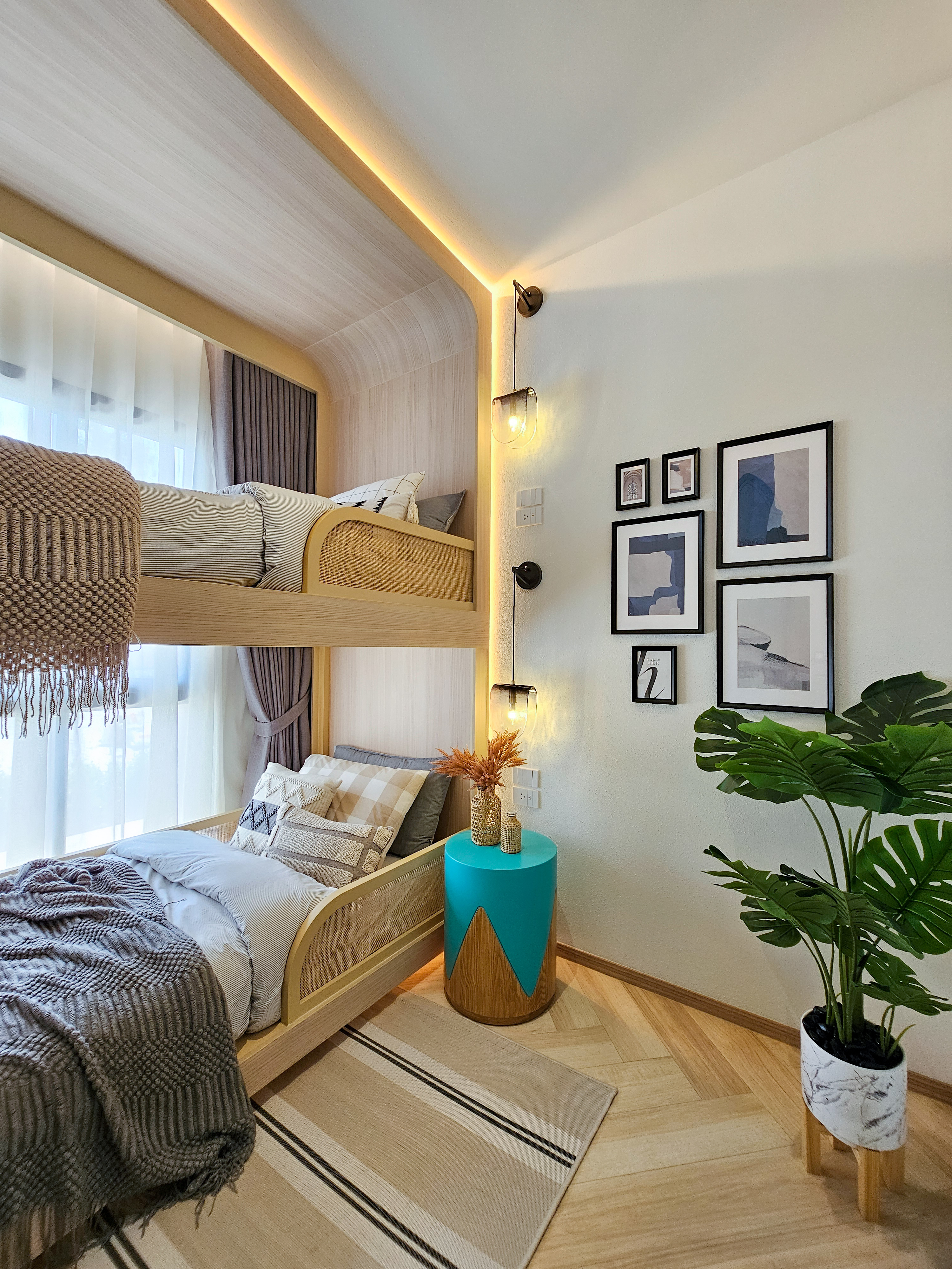 Property image - gallery 13