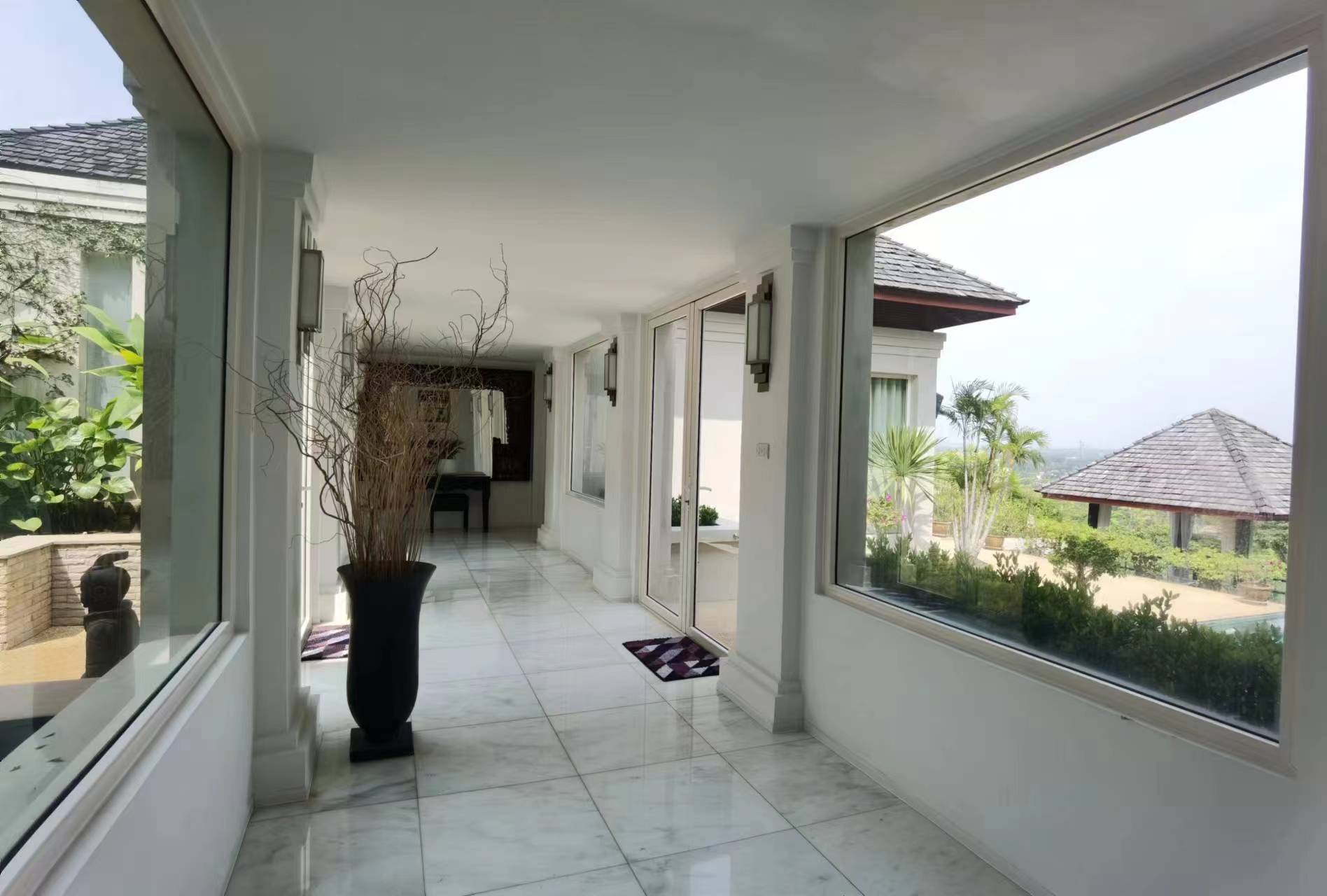 Property image - gallery 17