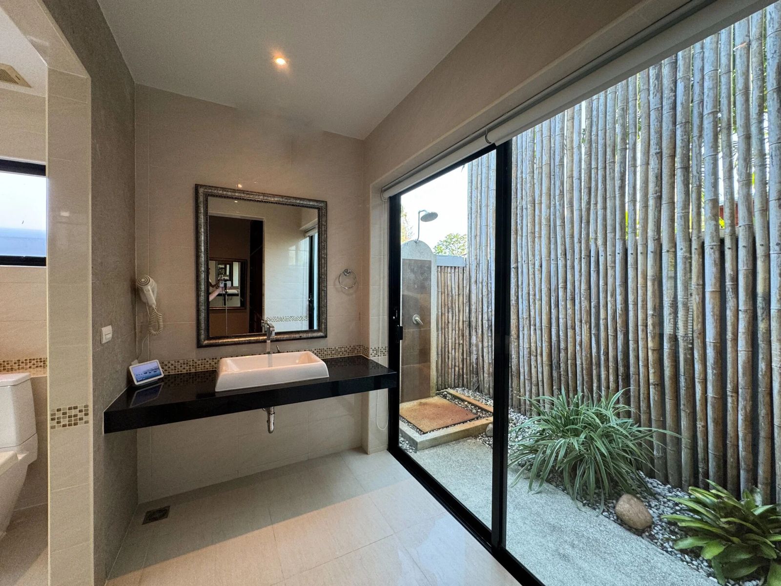 Property image - gallery 22