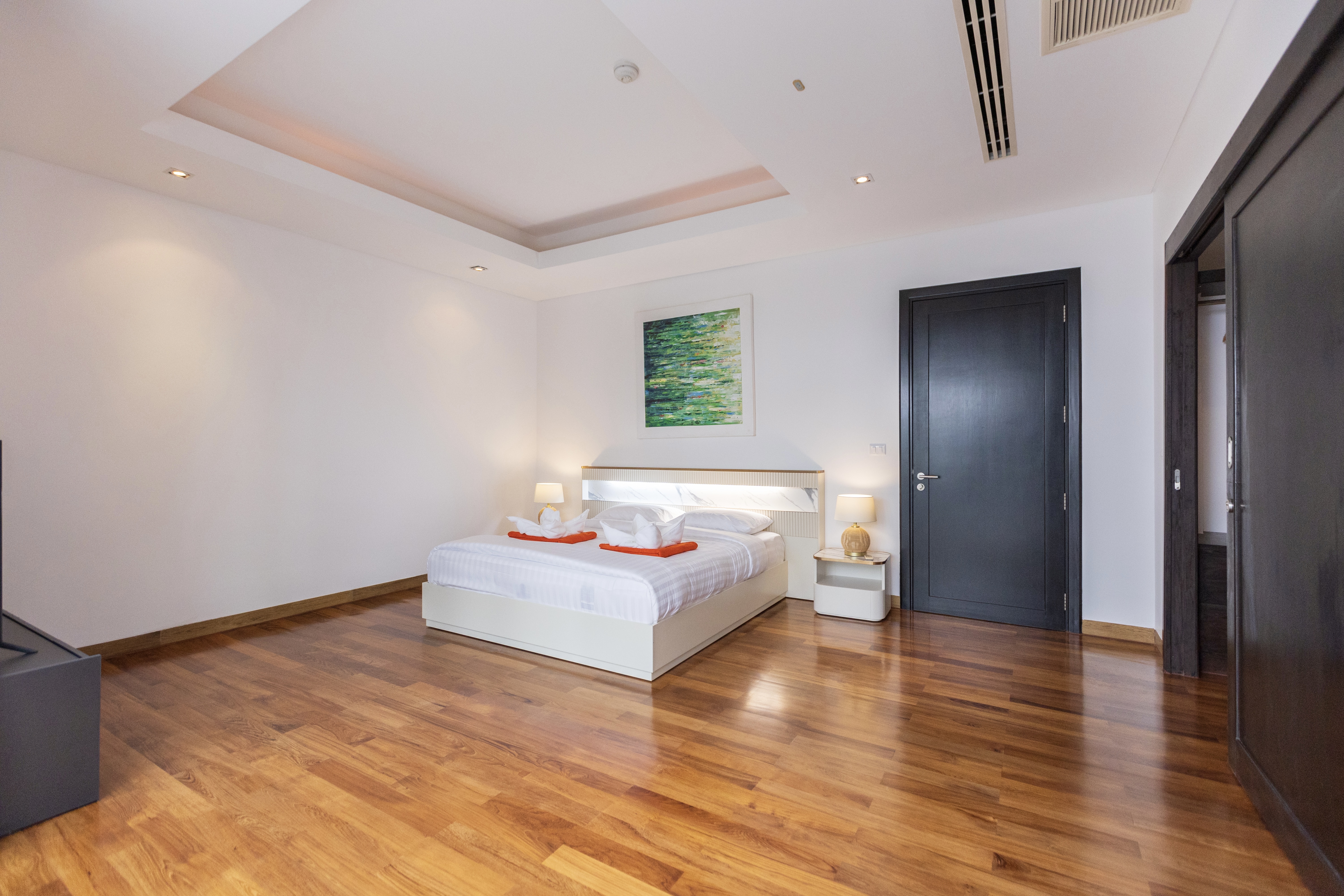 Property image - gallery 12