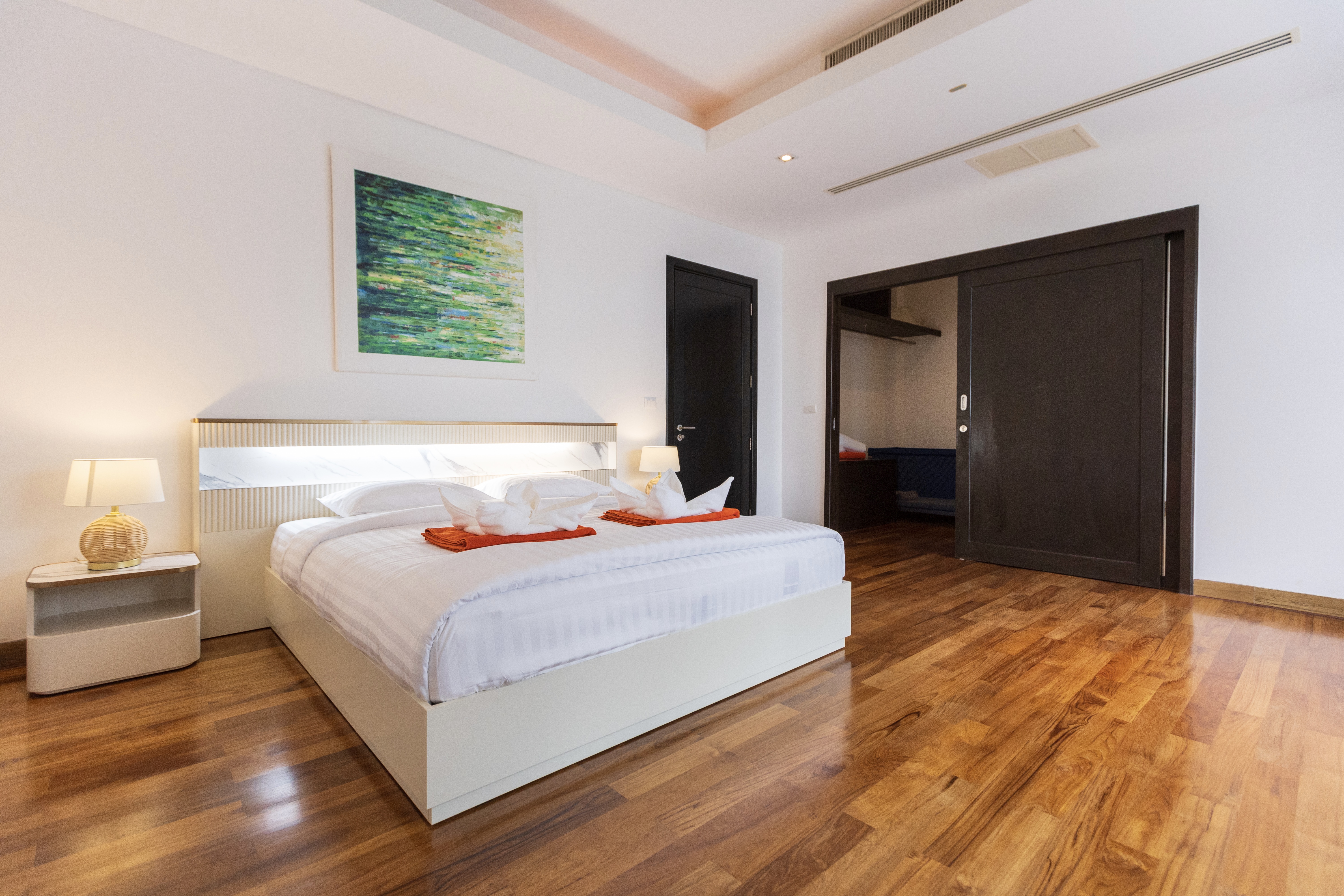 Property image - gallery 14