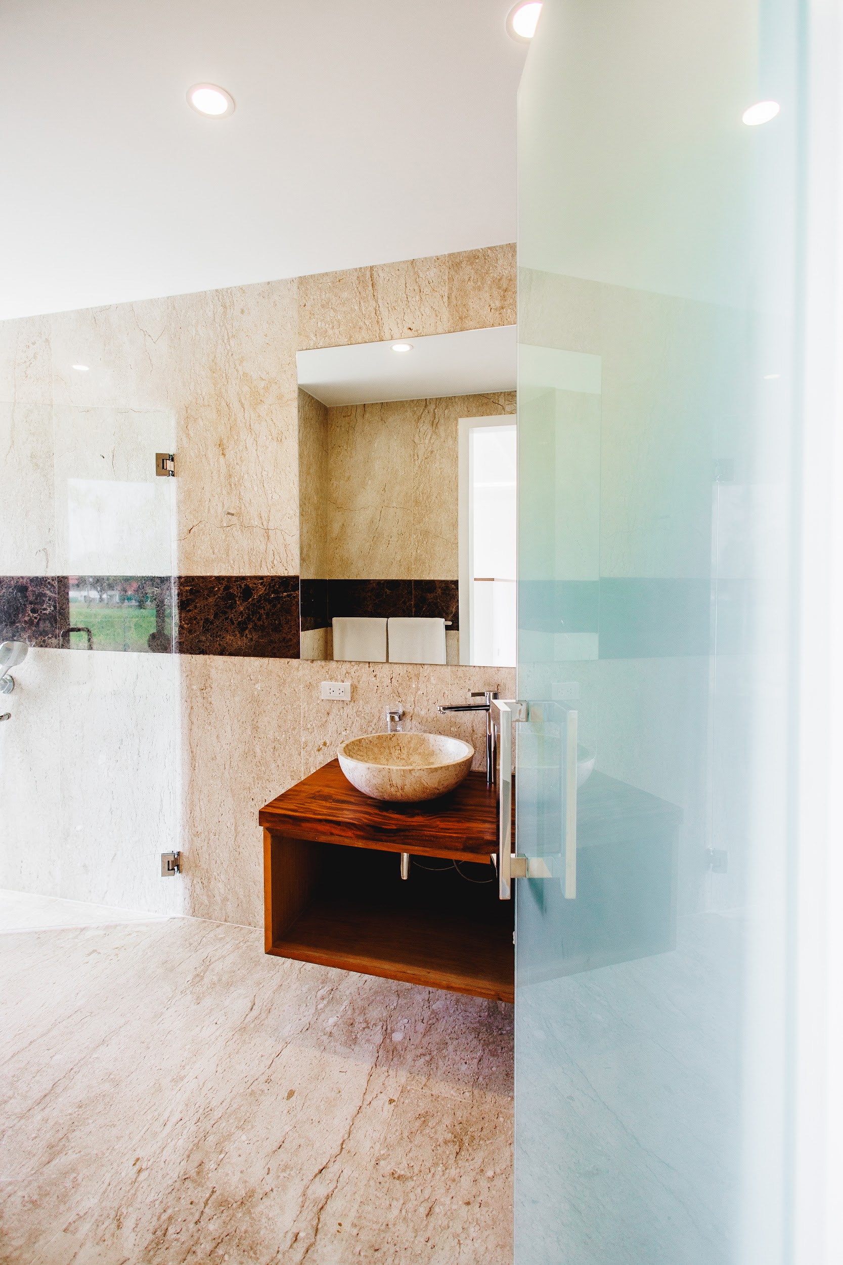 Property image - gallery 24