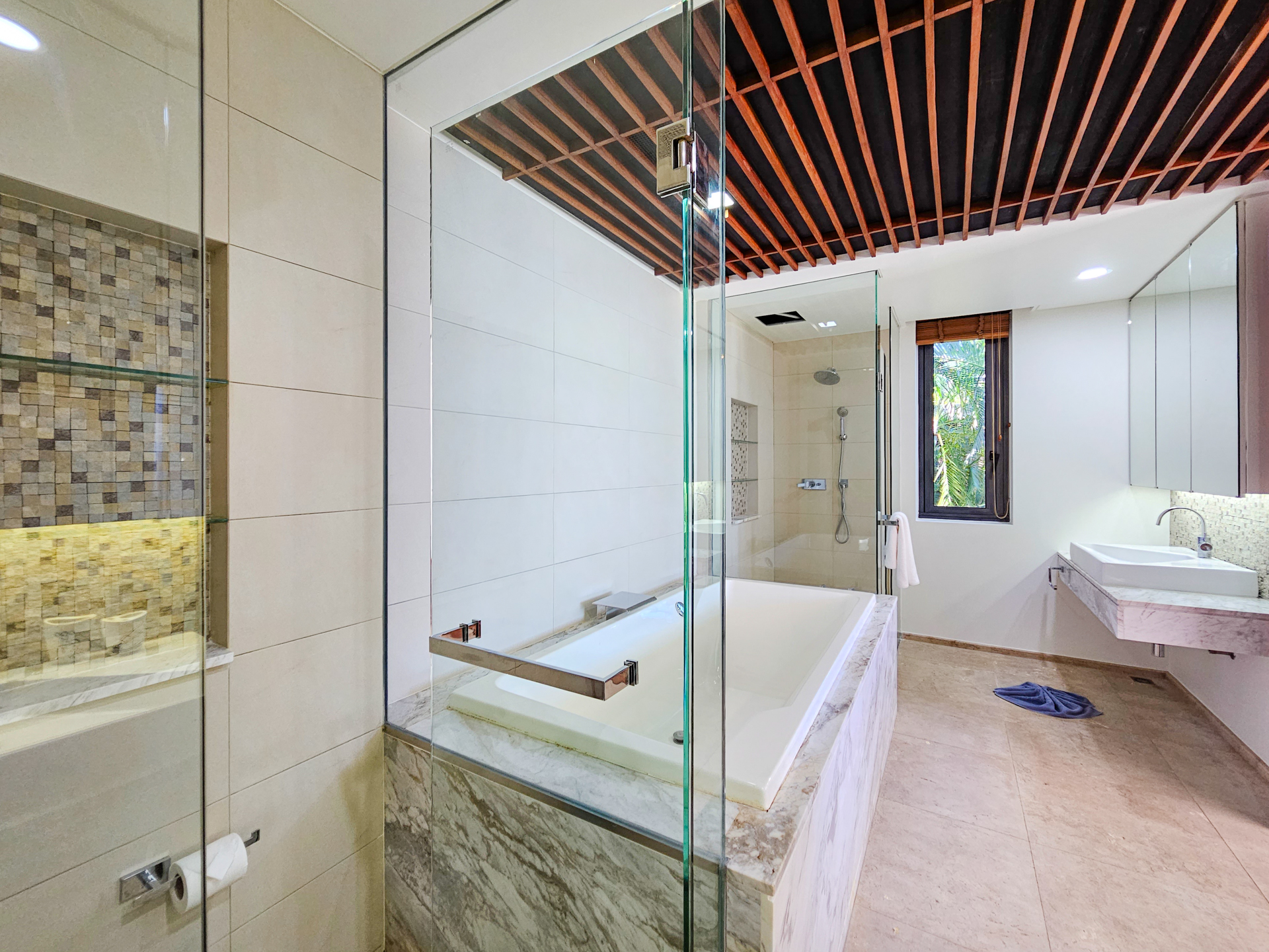 Property image - gallery 12