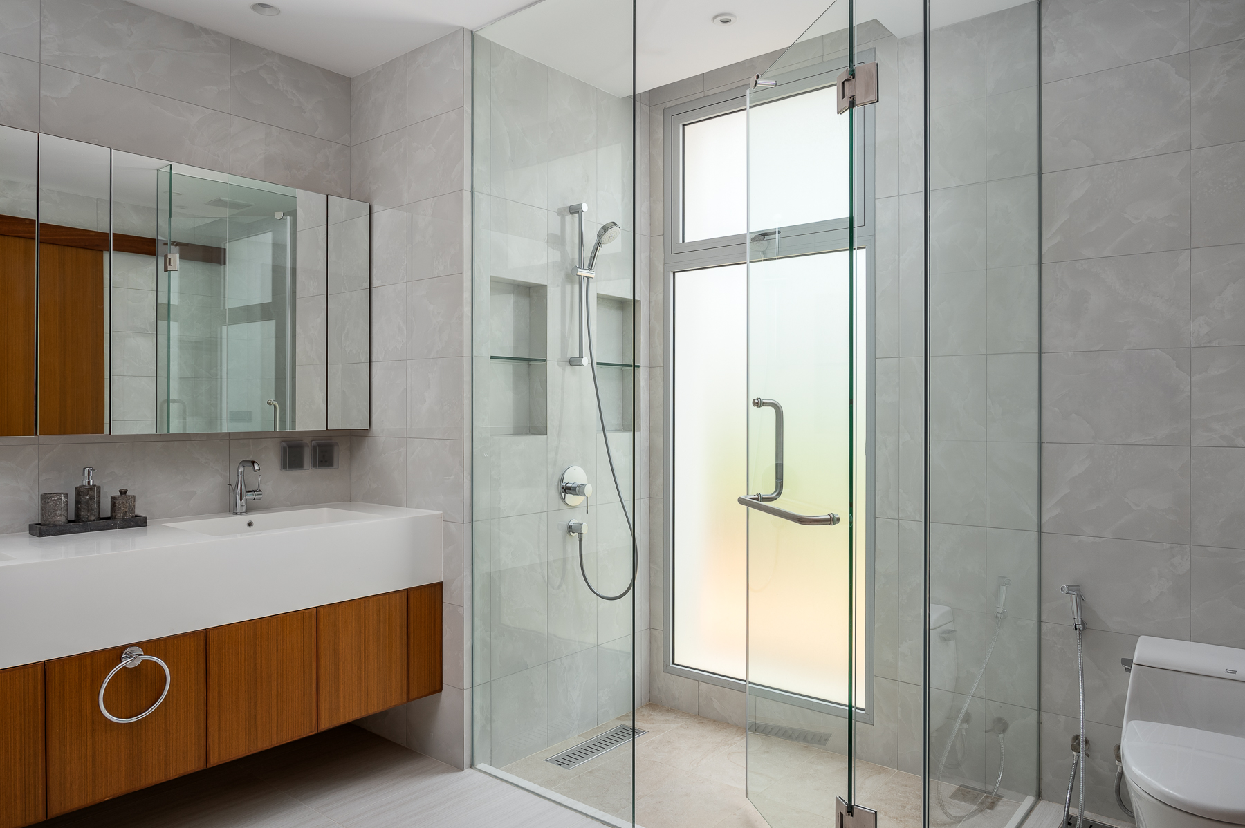 Property image - gallery 9