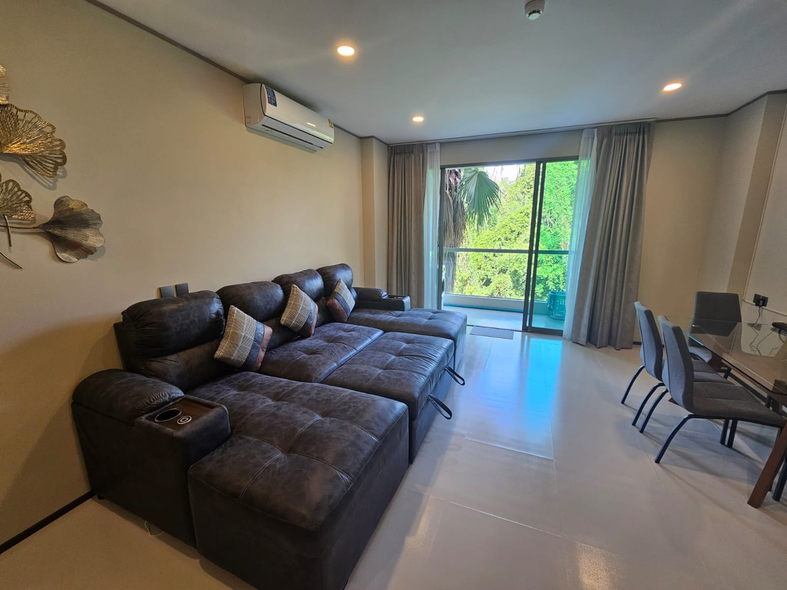 Property image - gallery 9