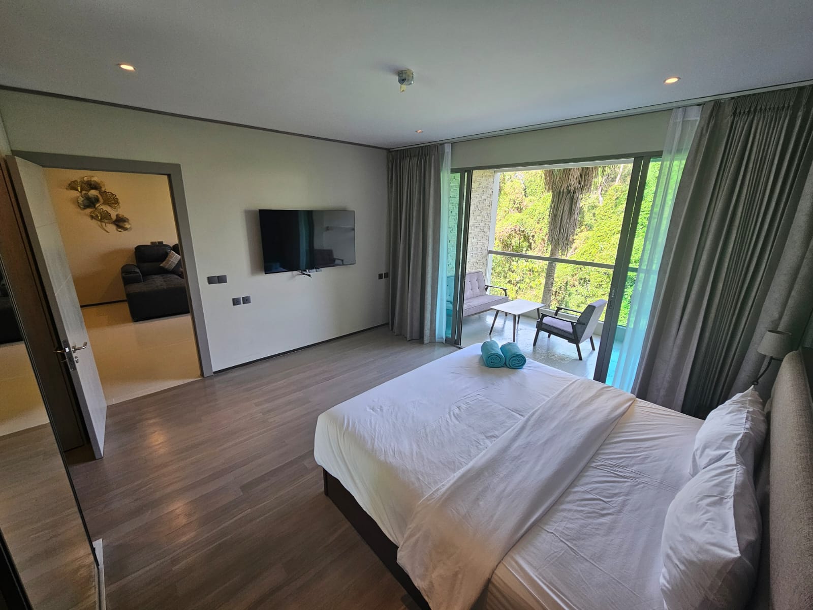 Property image - gallery 11