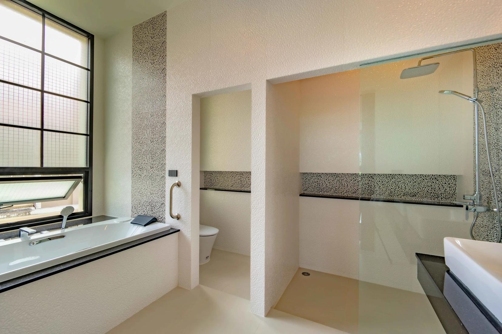 Property image - gallery 17