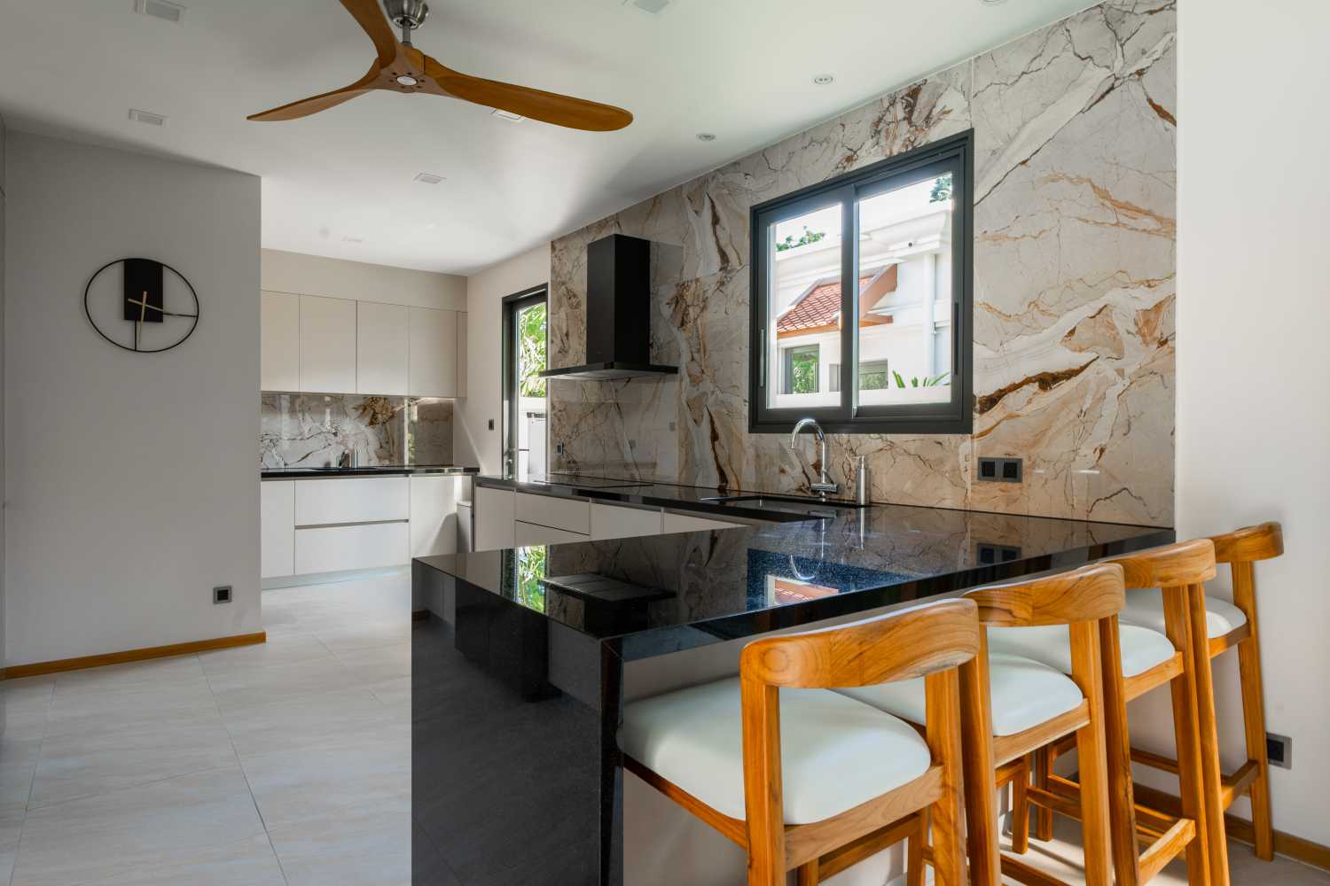 Property image - gallery 11