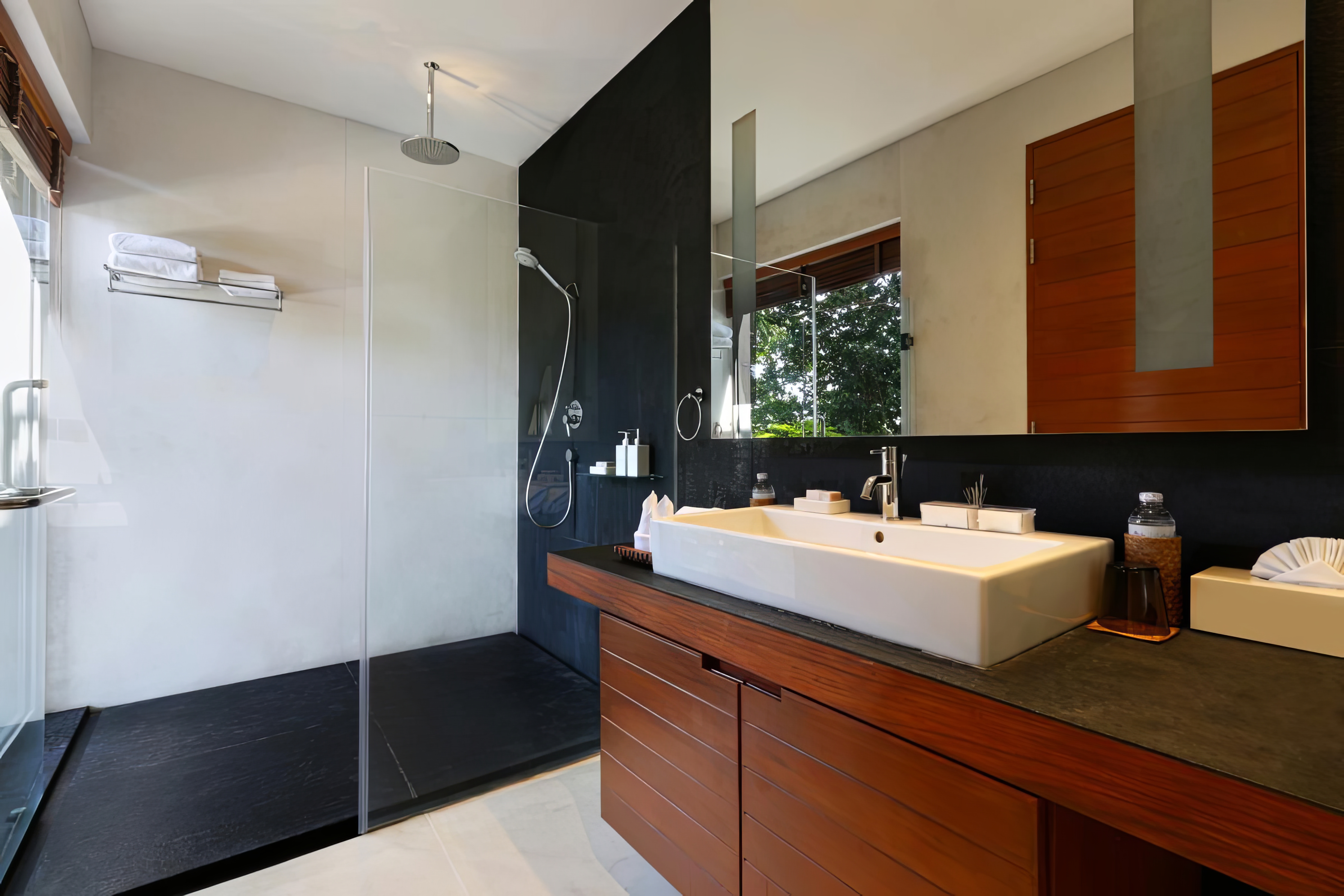 Property image - gallery 33