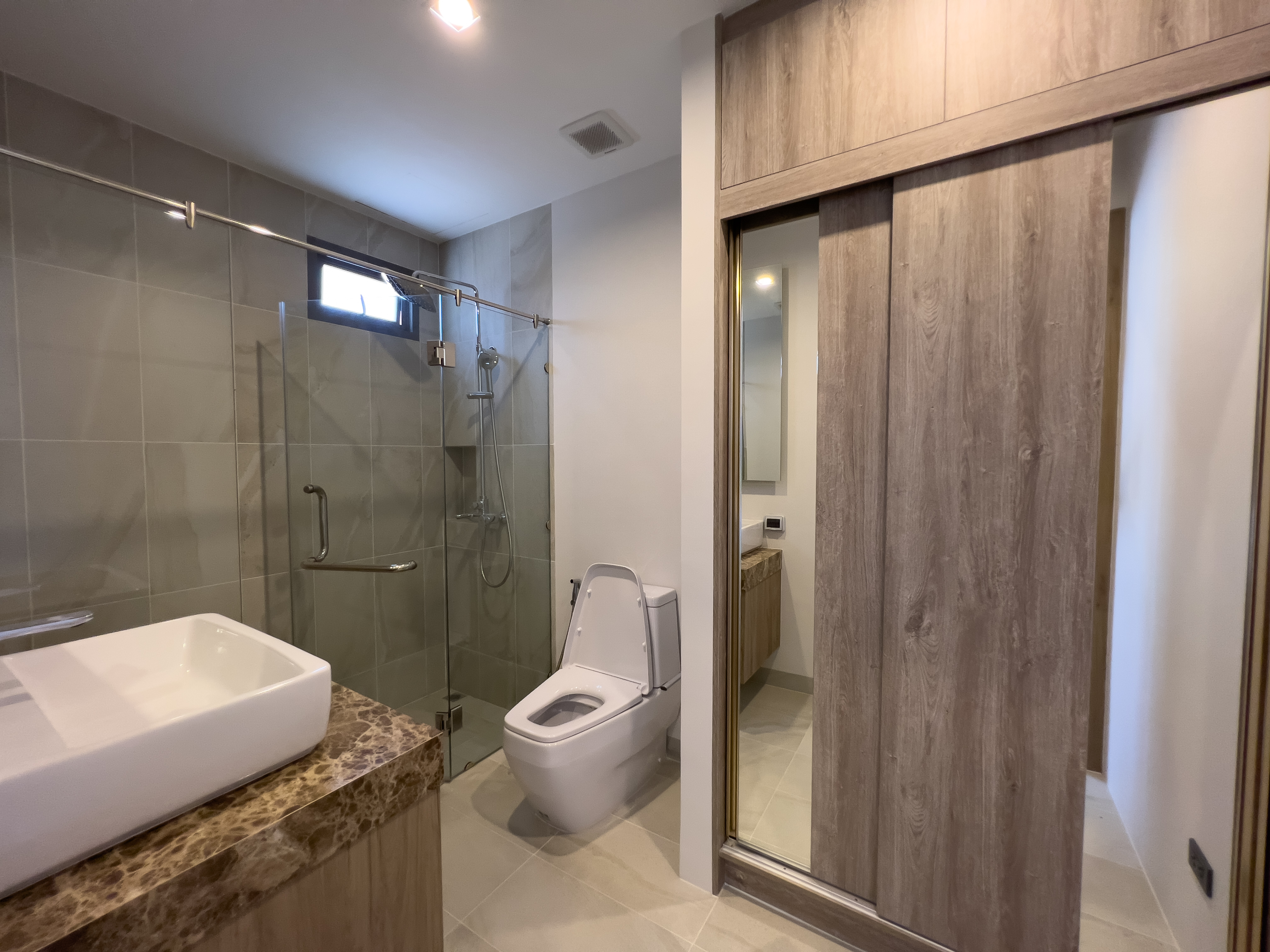 Property image - gallery 43