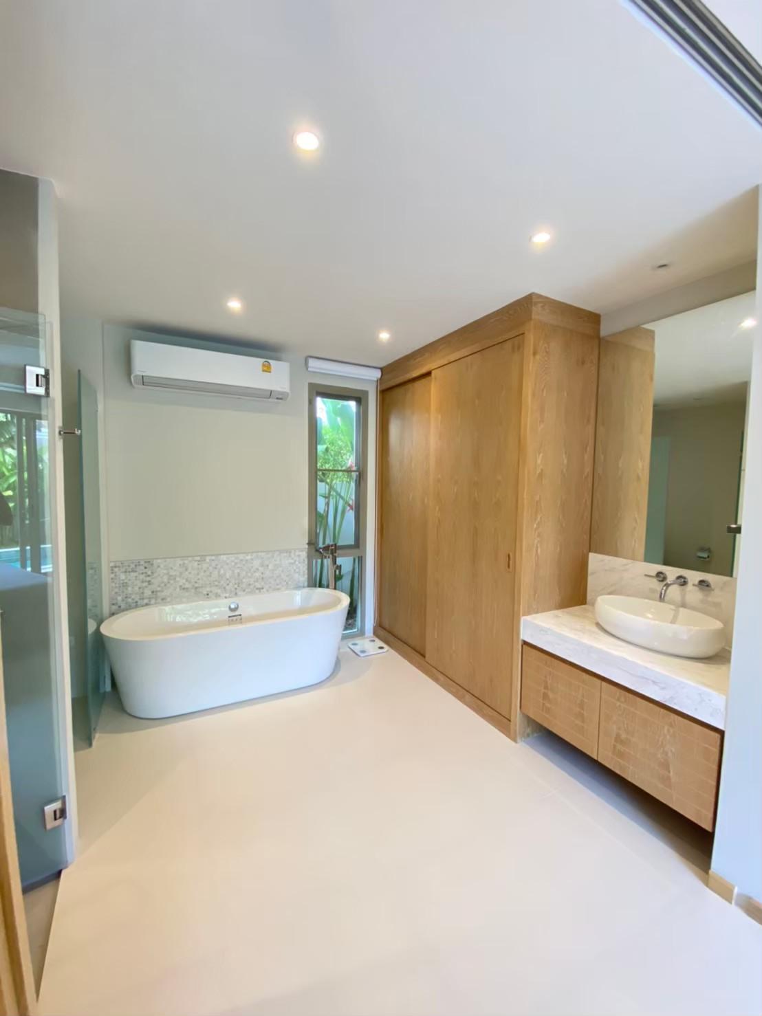 Property image - gallery 8