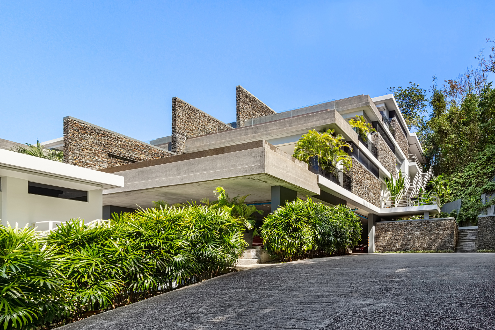 Property image - gallery 38