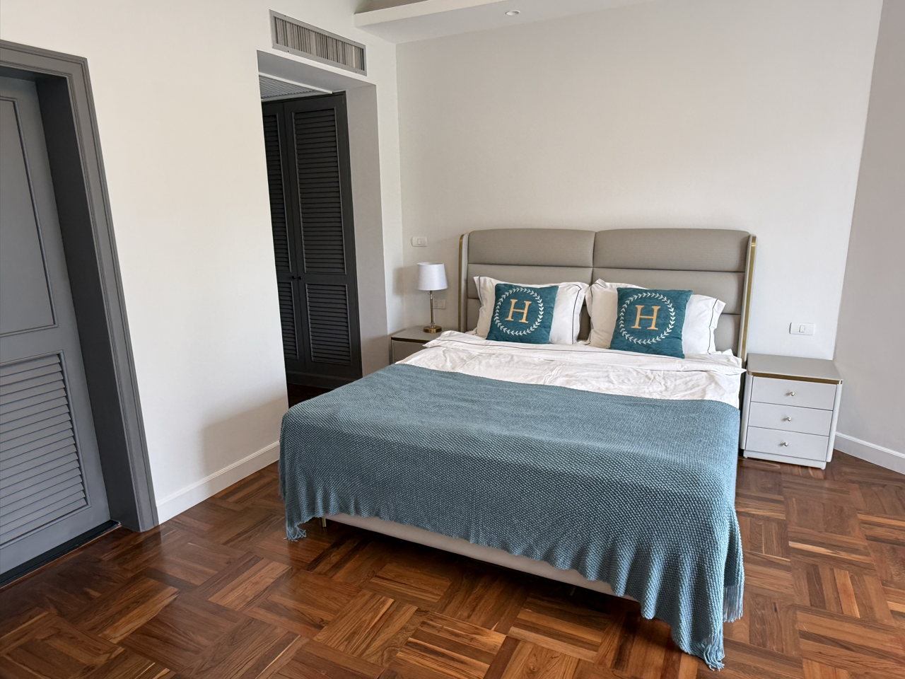 Property image - gallery 9