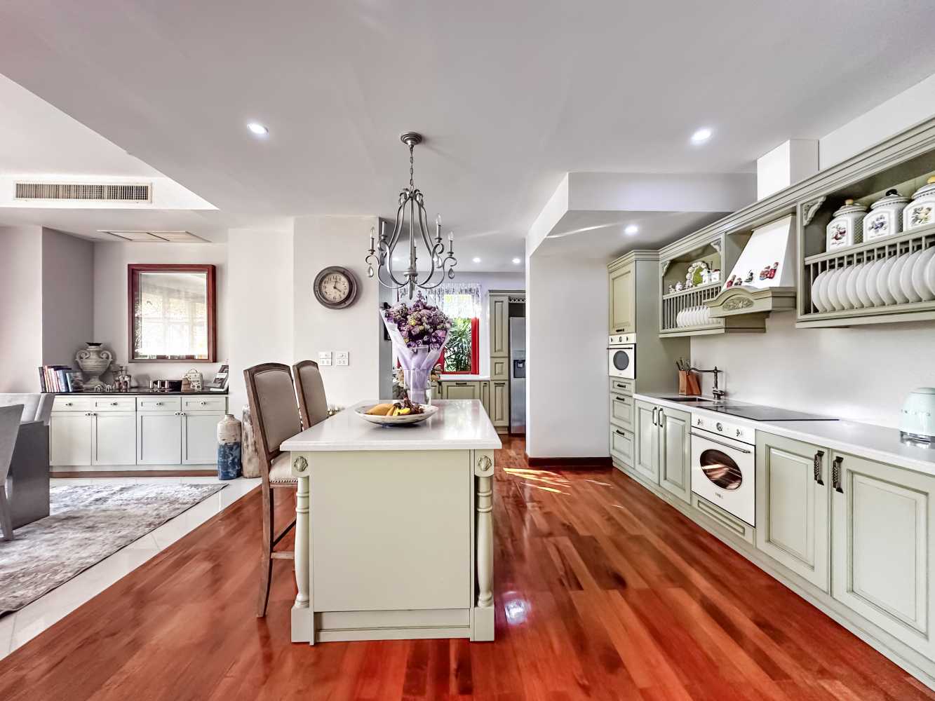 Property image - gallery 9