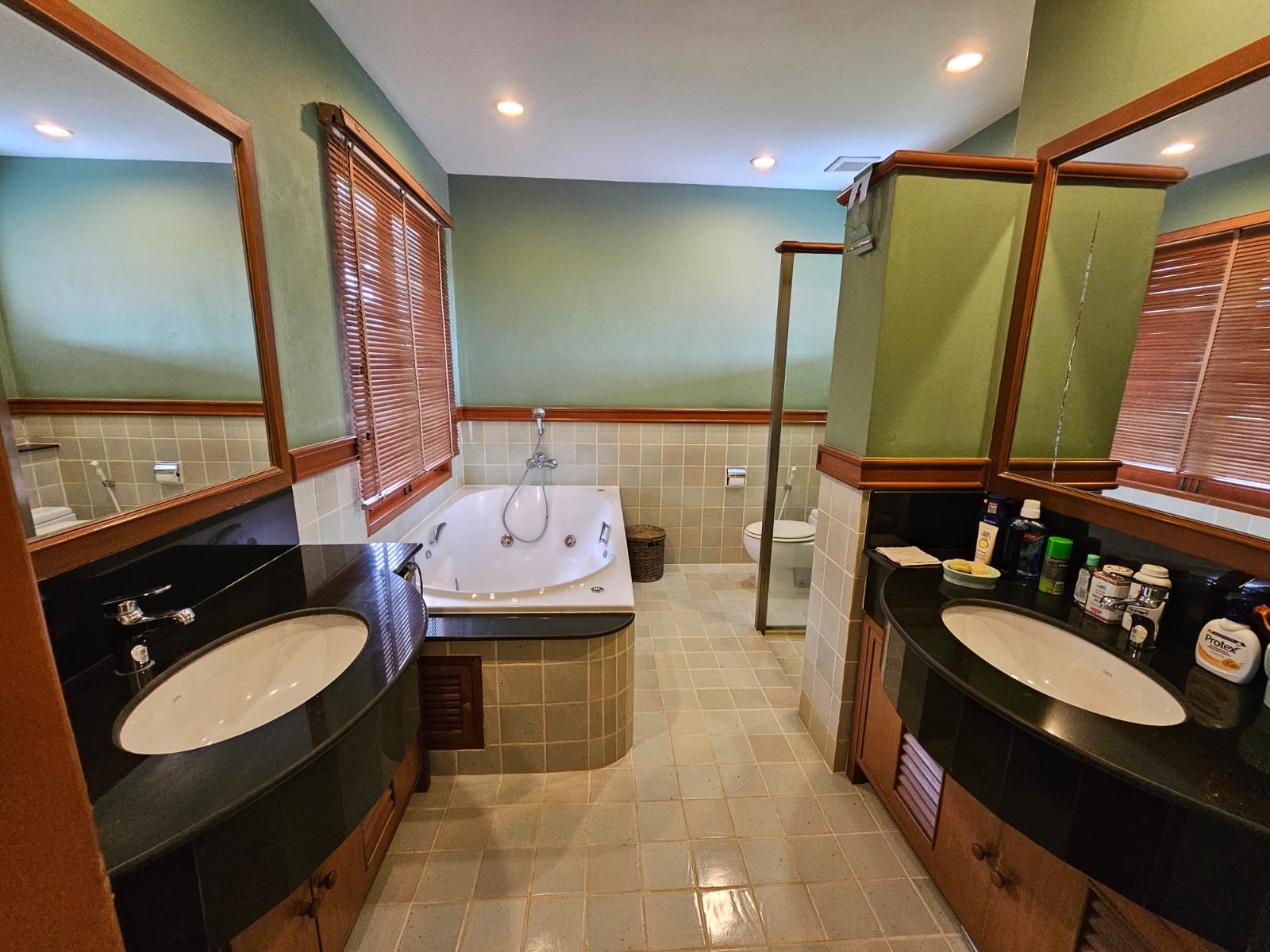 Property image - gallery 14