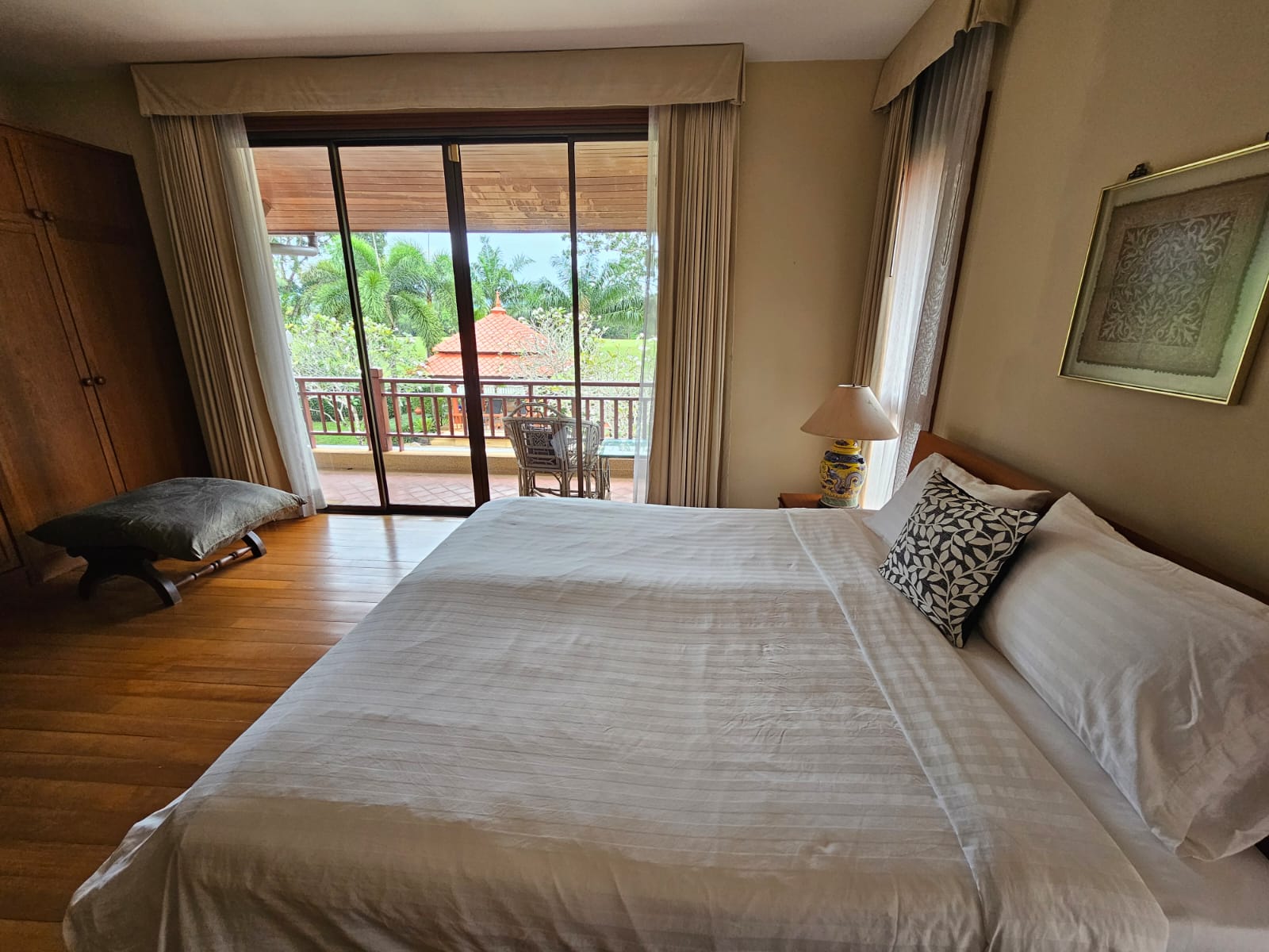 Property image - gallery 16