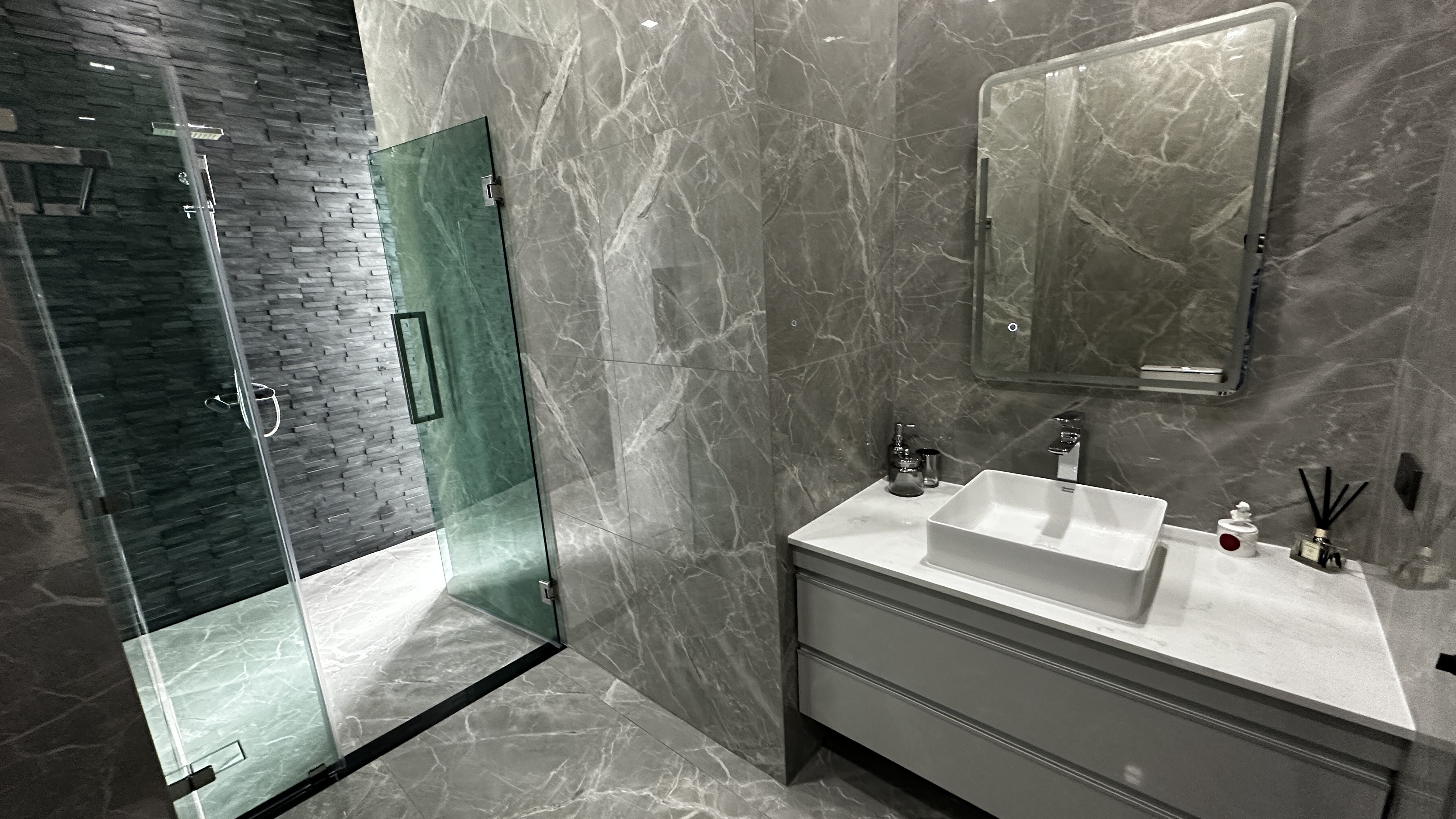 Property image - gallery 28