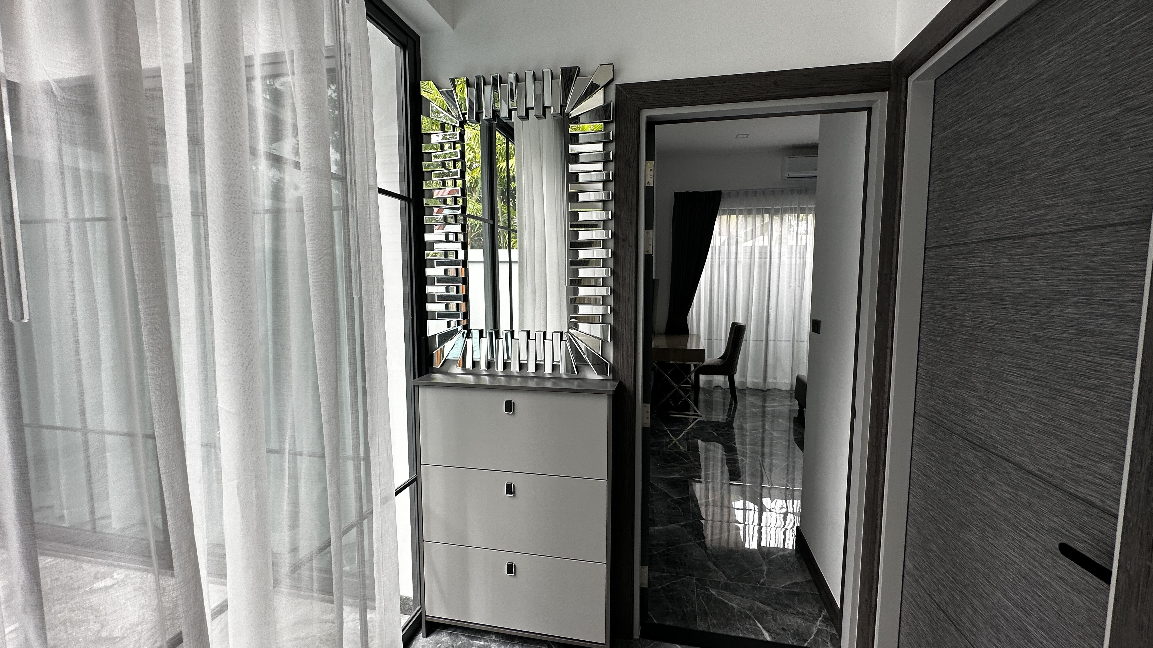 Property image - gallery 26