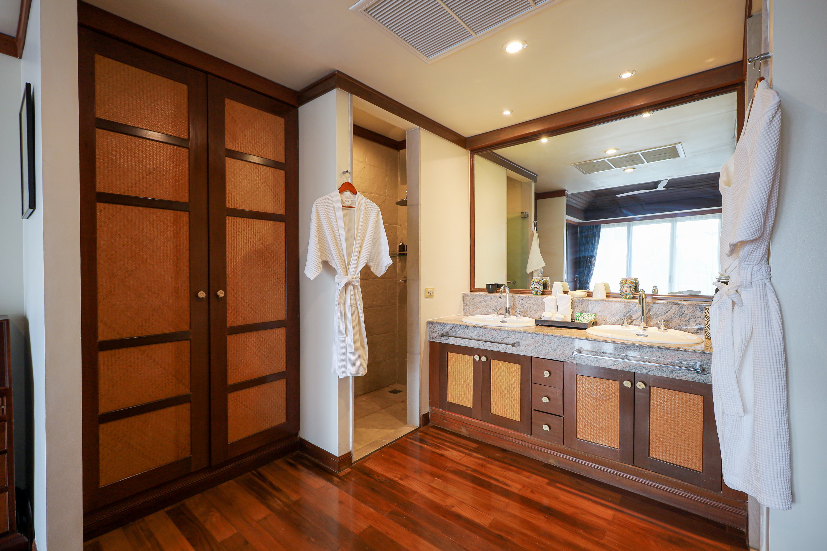 Property image - gallery 37