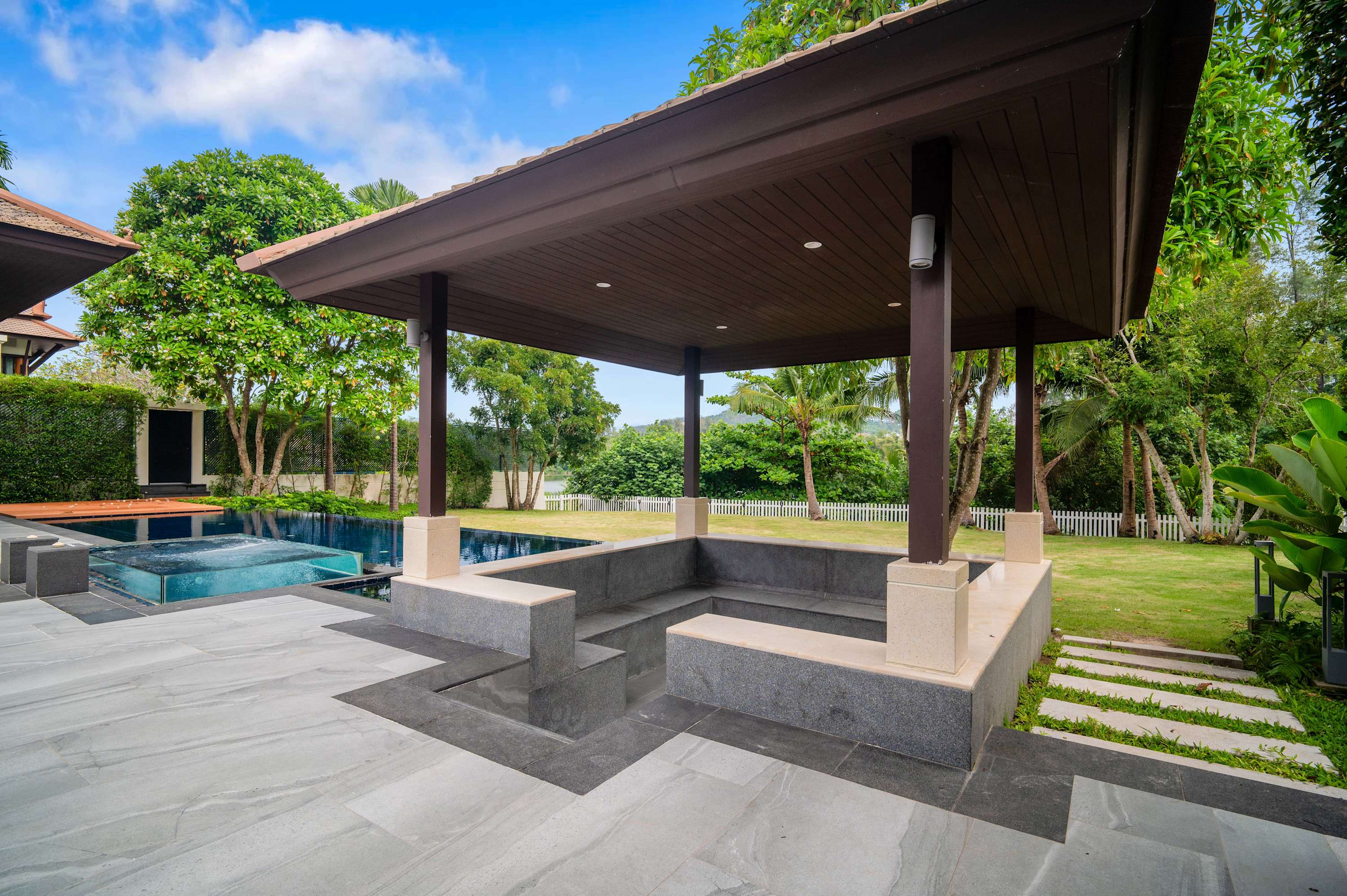 Property image - gallery 46