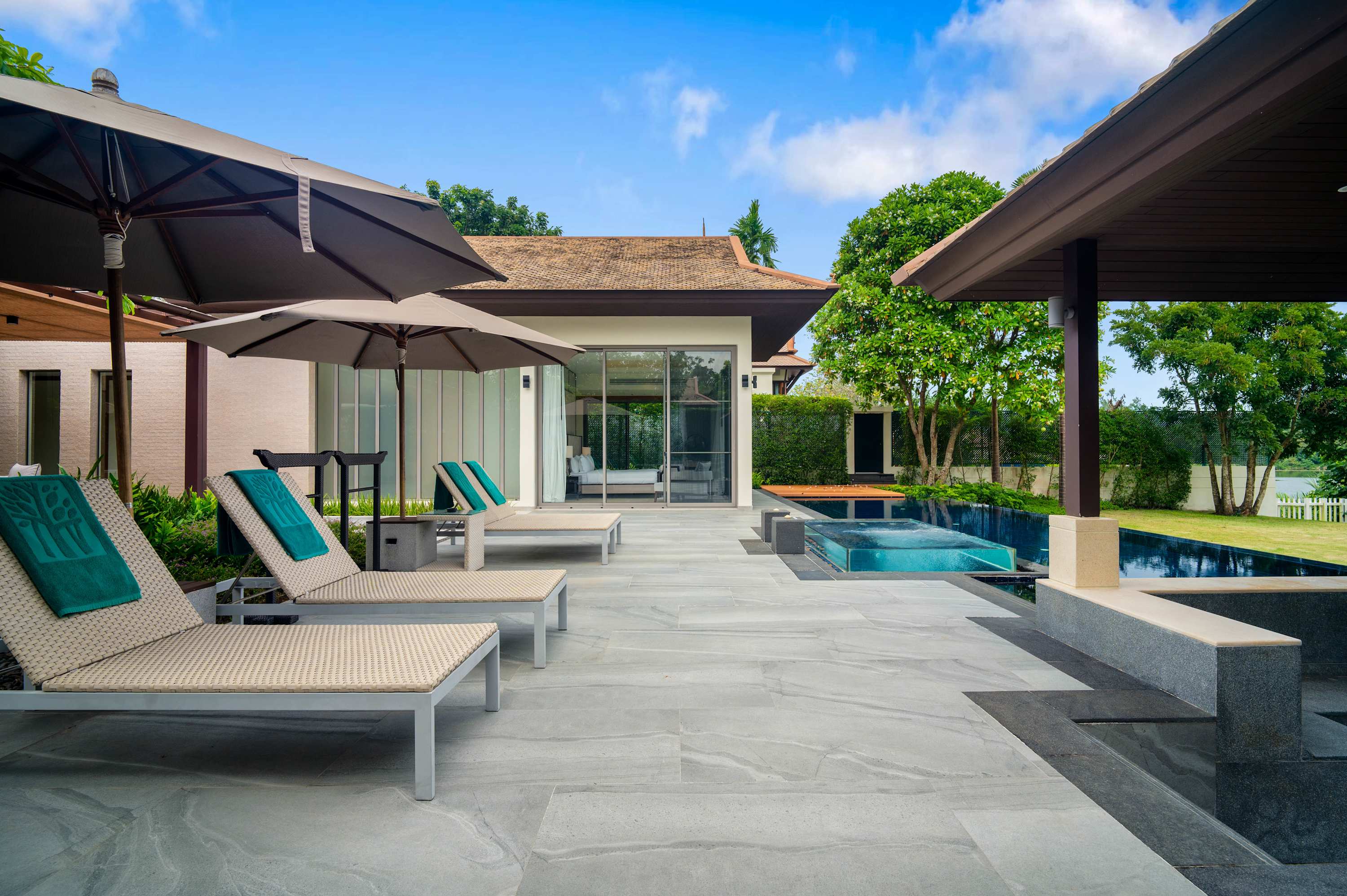 Property image - gallery 13