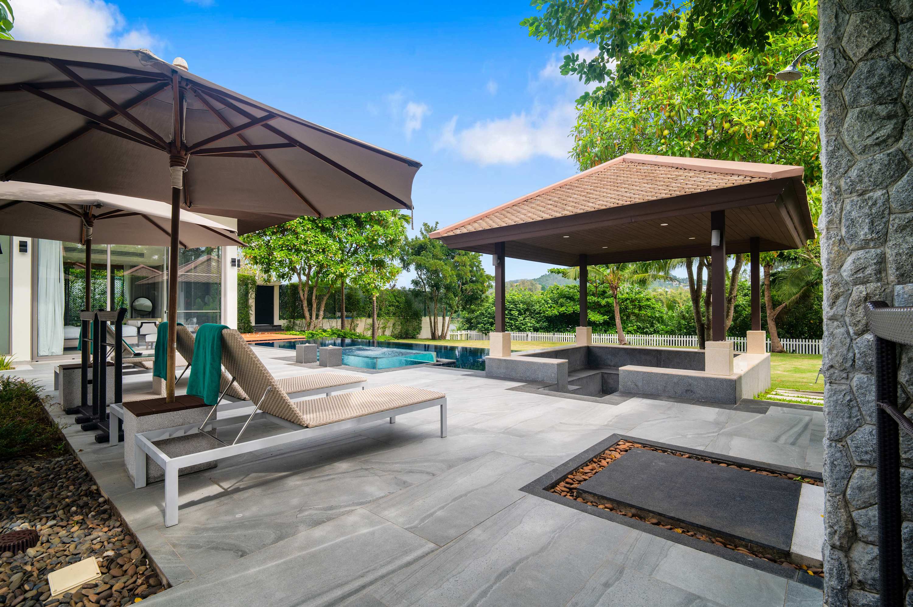 Property image - gallery 38