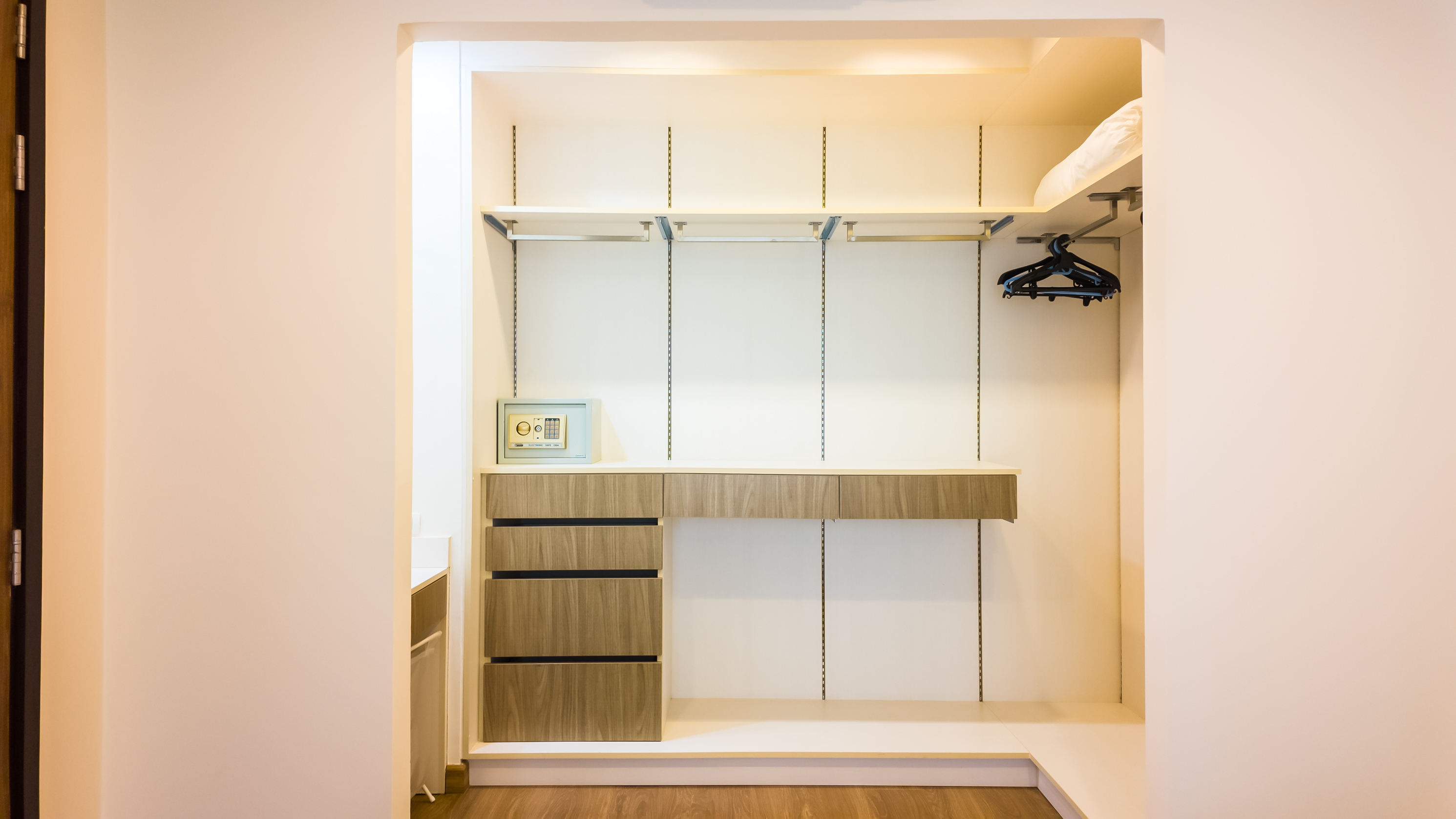 Property image - gallery 11