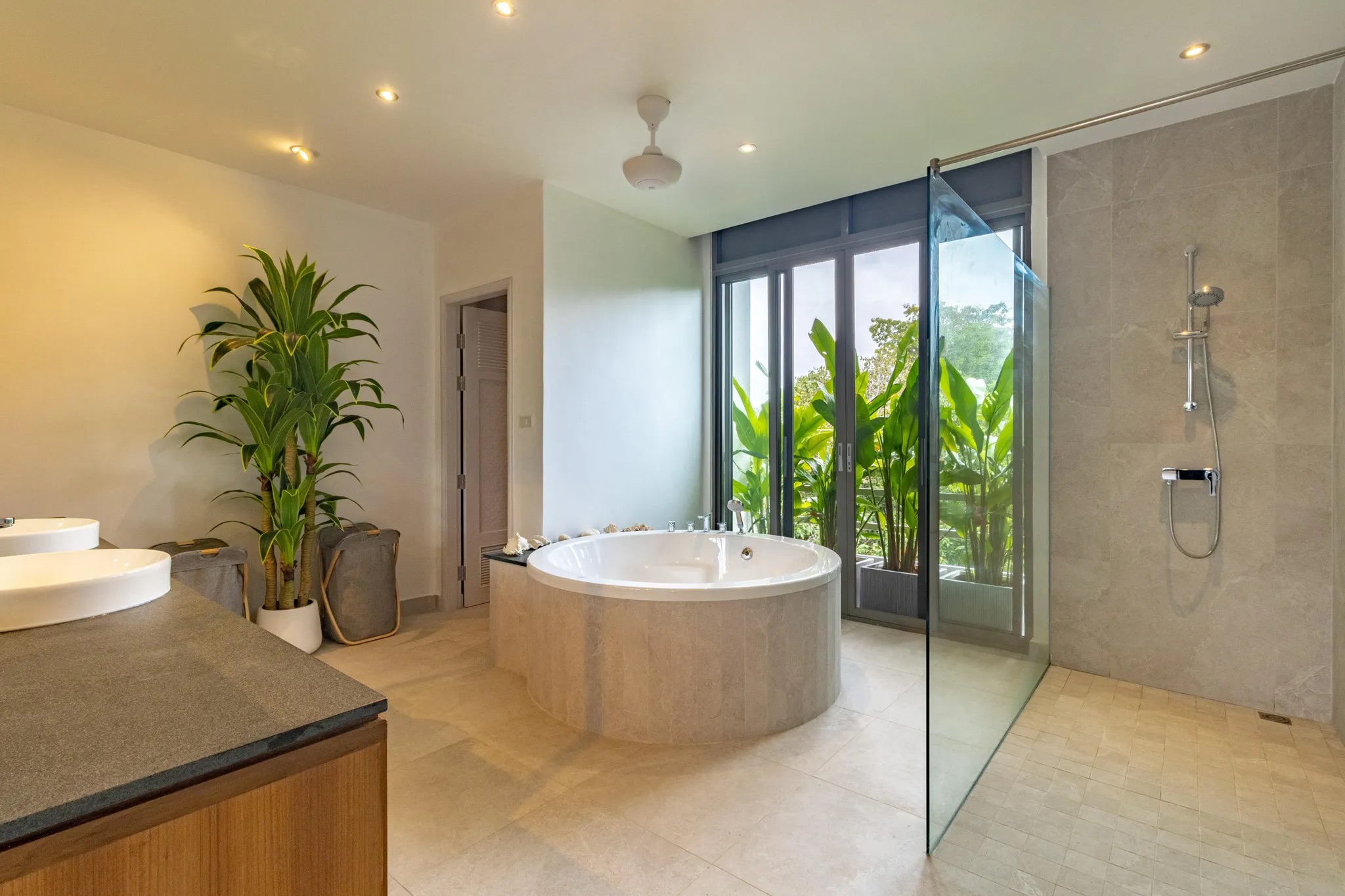 Property image - gallery 19