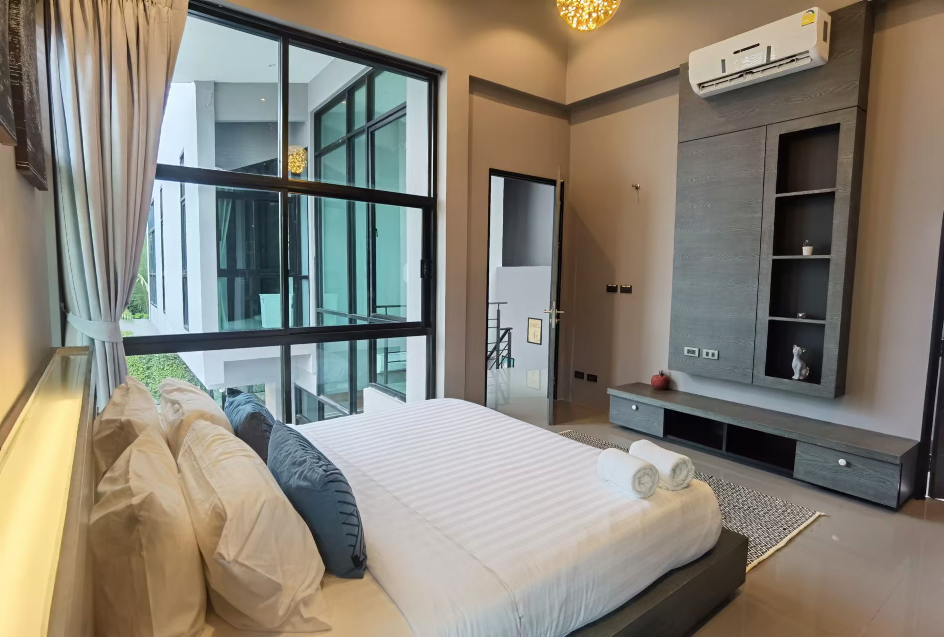 Property image - gallery 16