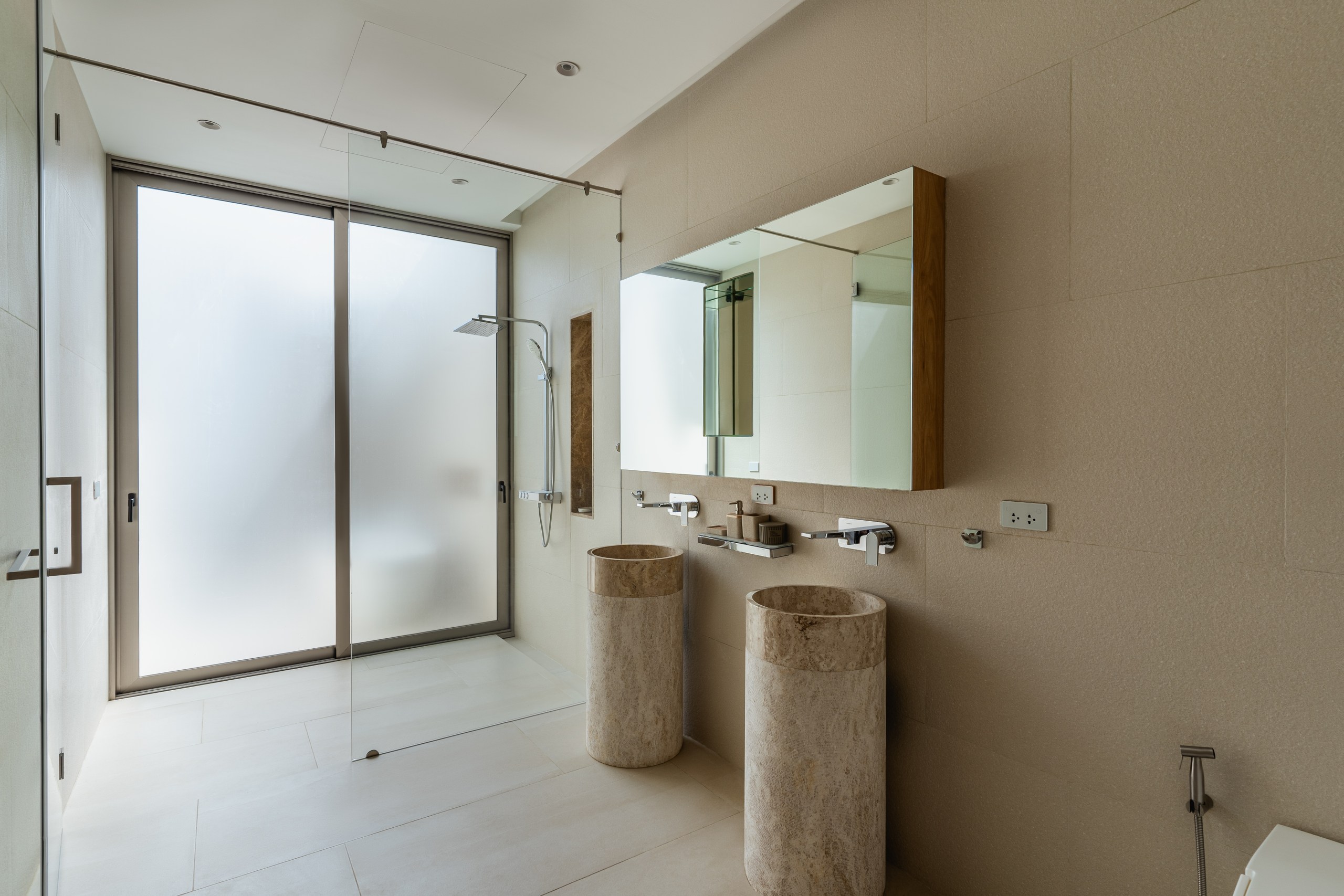 Property image - gallery 37