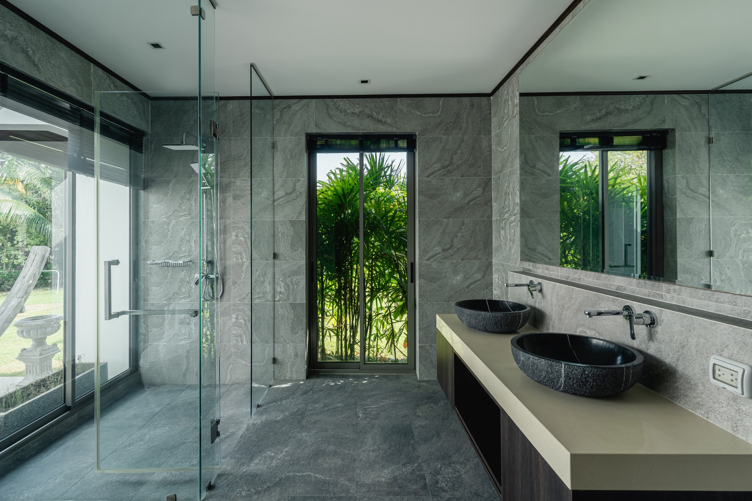 Property image - gallery 28