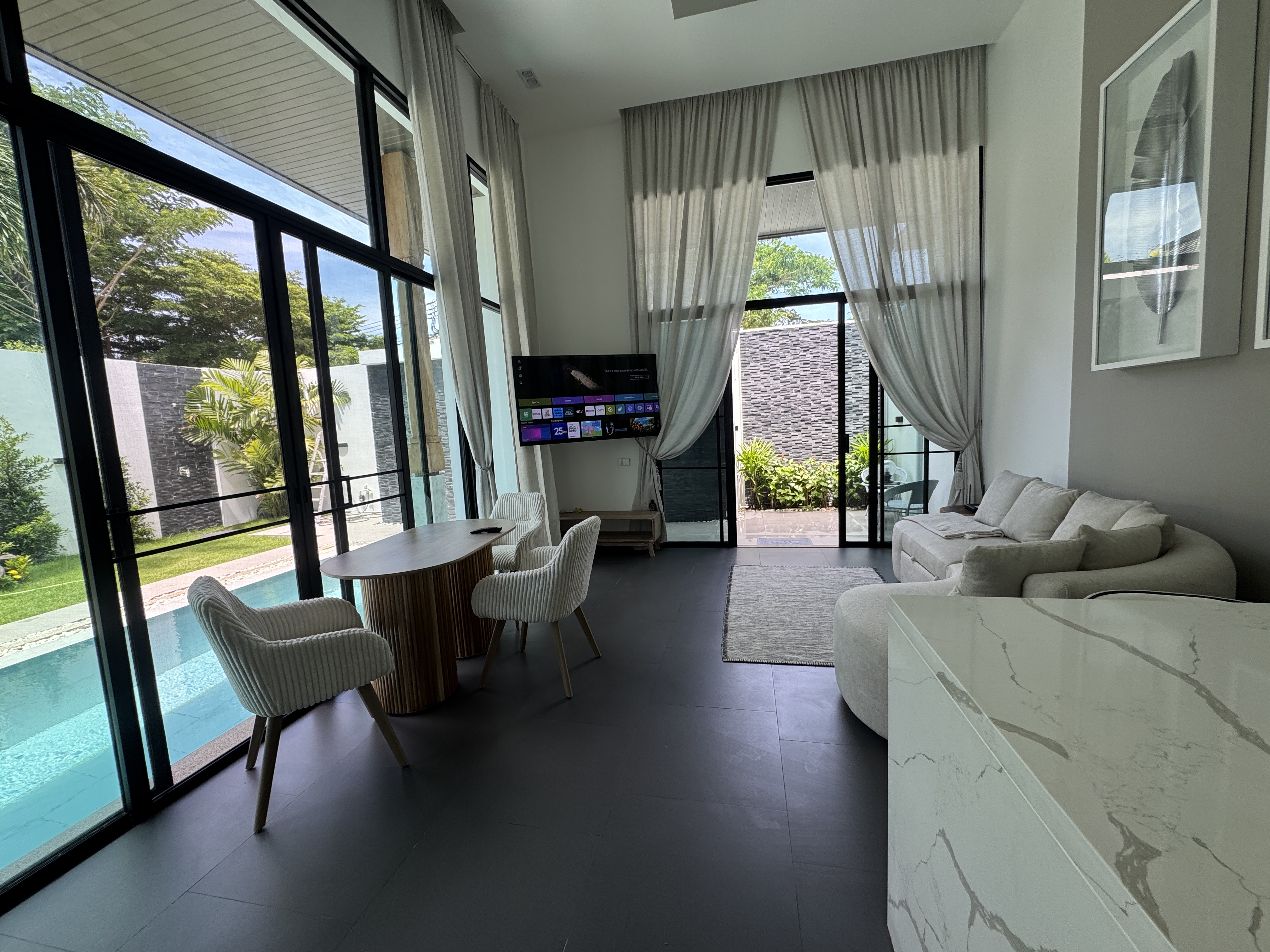 Property image - gallery 9