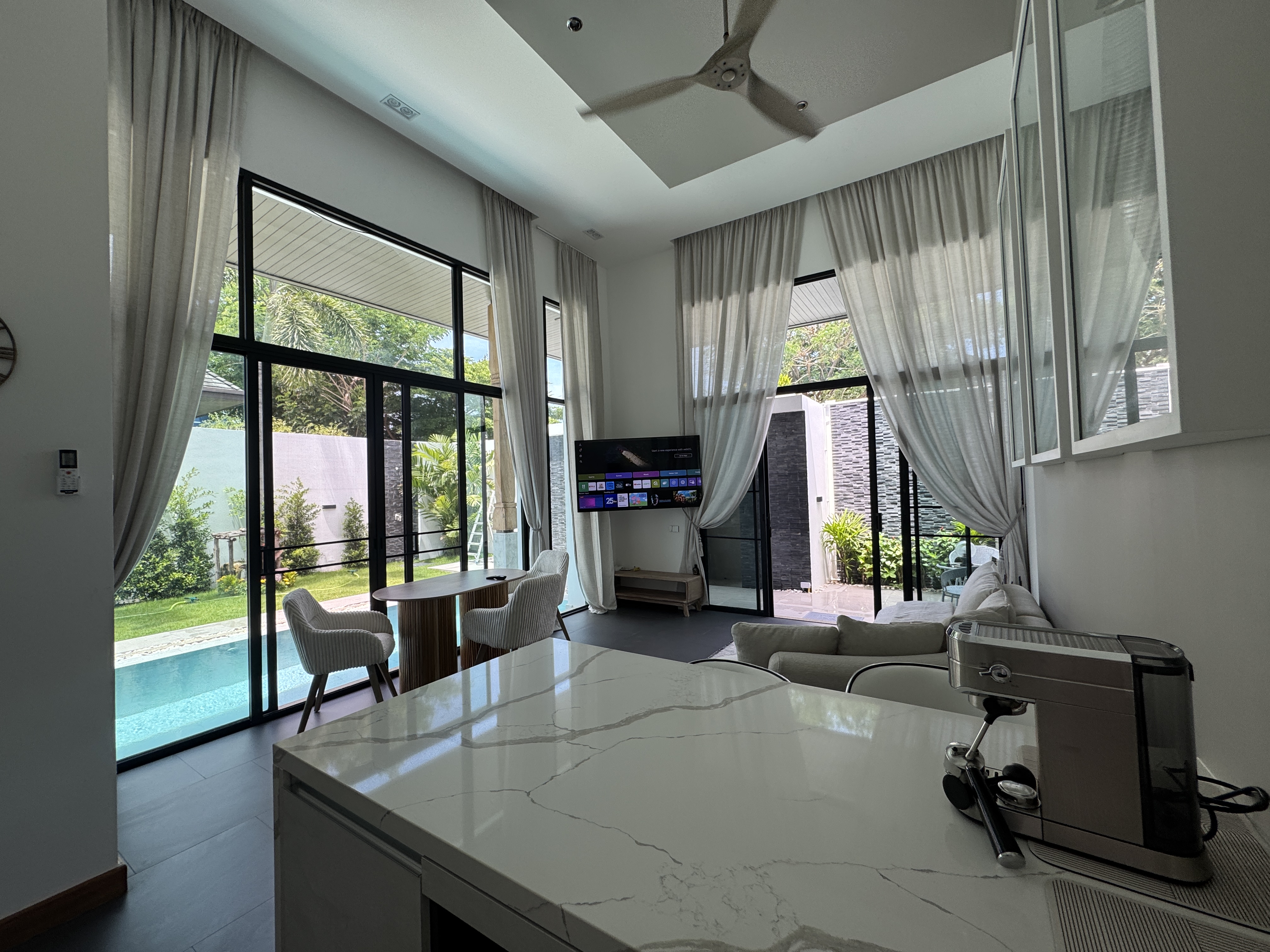 Property image - gallery 13