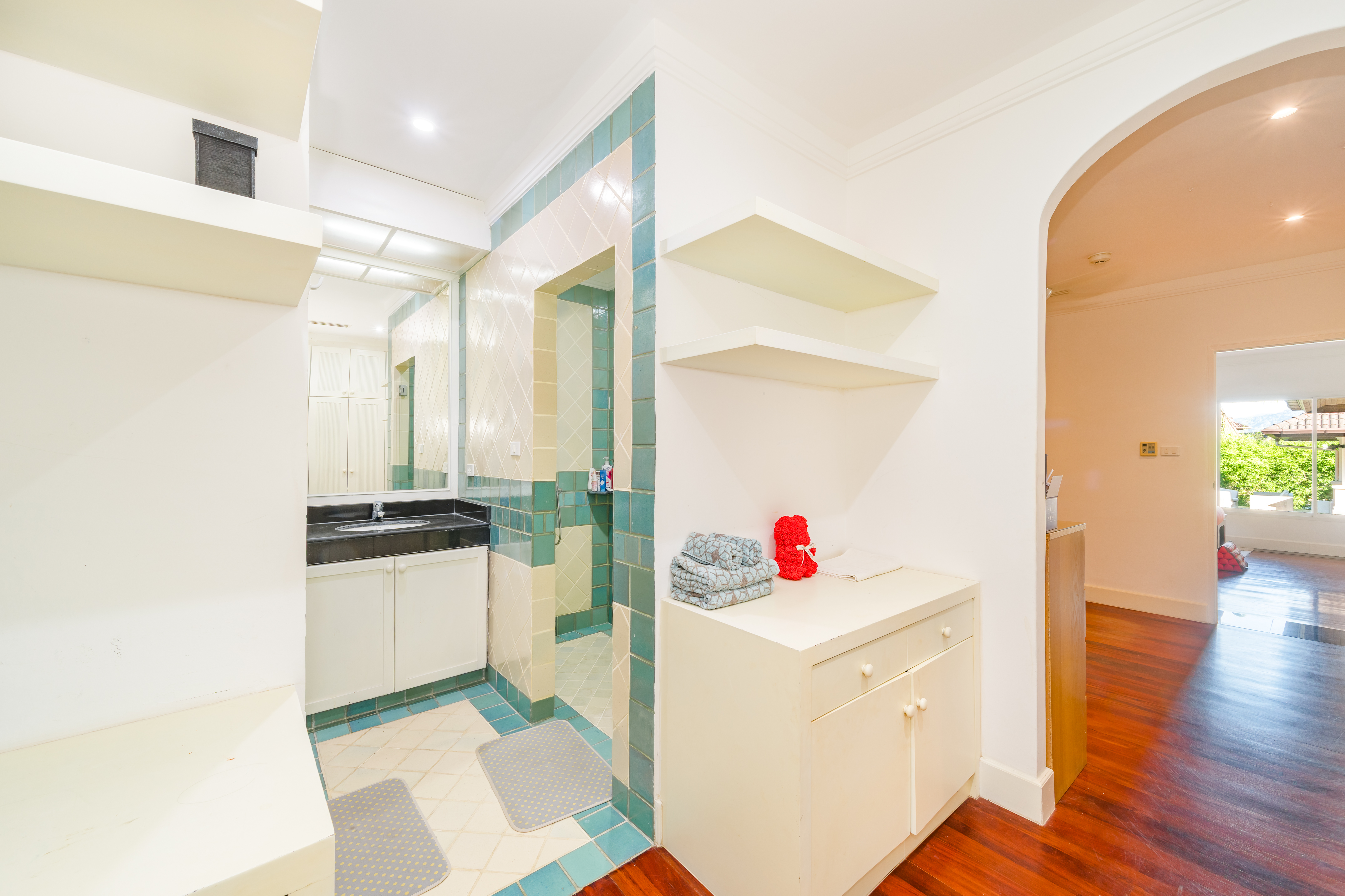 Property image - gallery 22