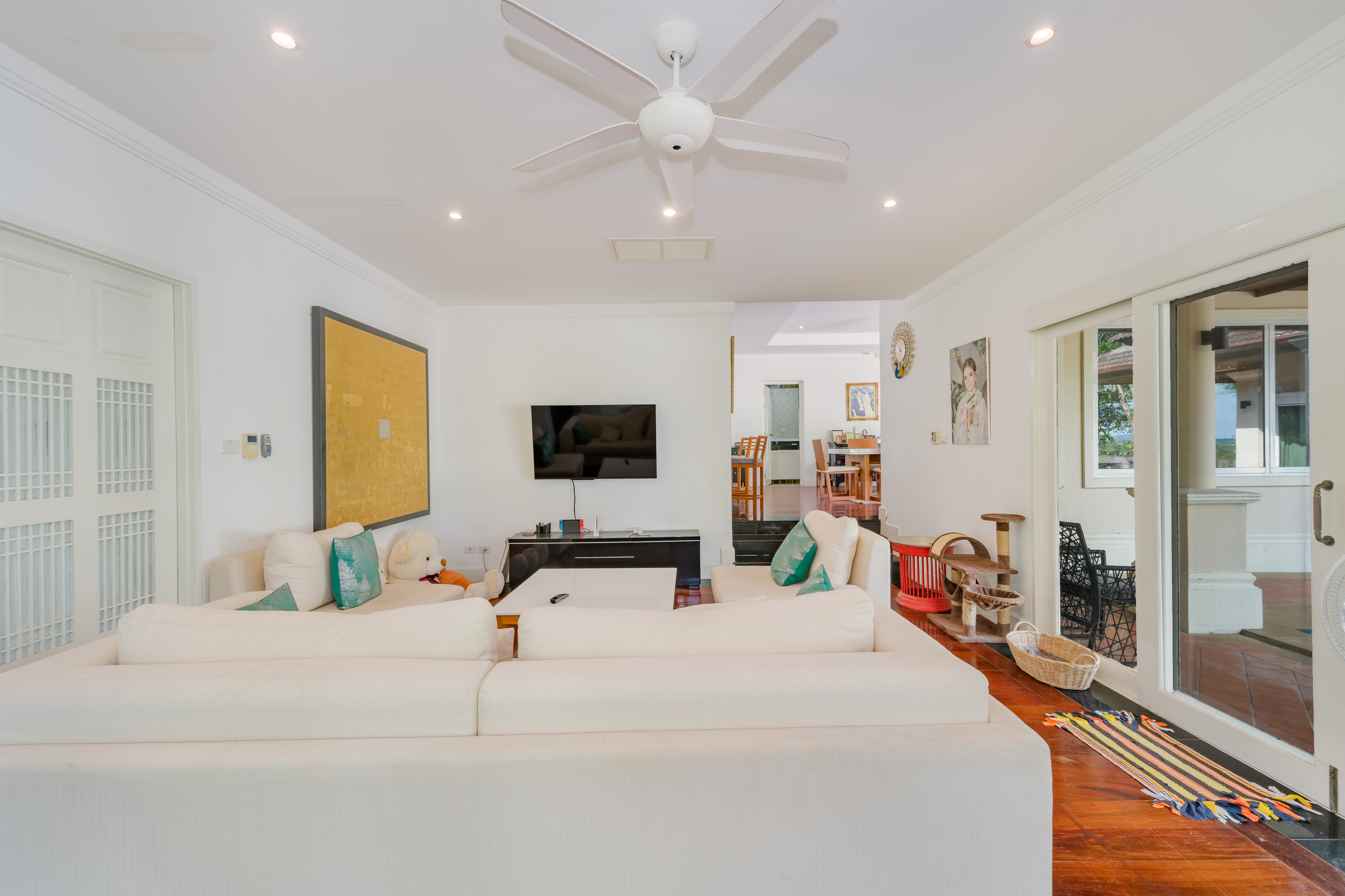 Property image - gallery 13