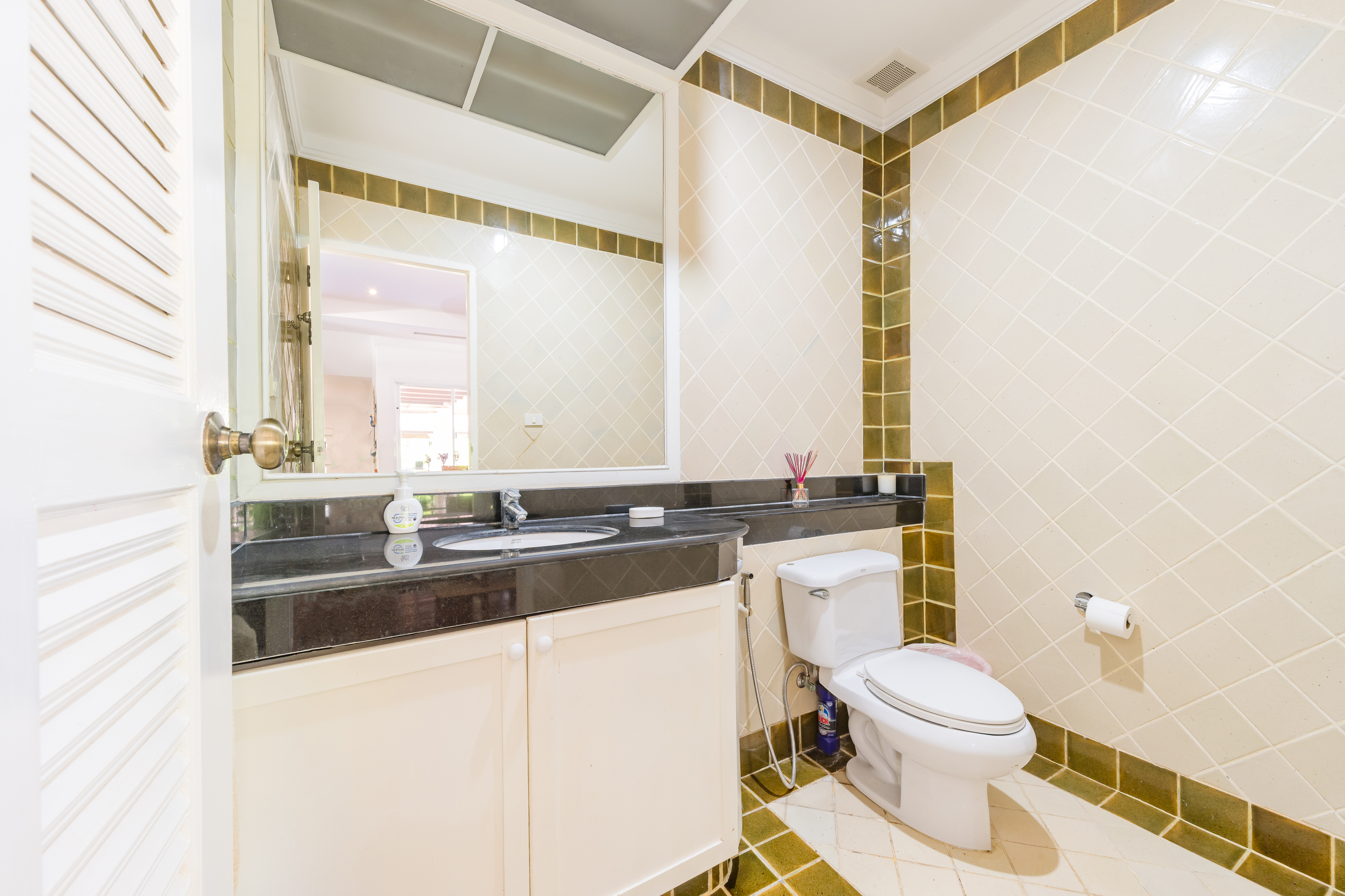 Property image - gallery 32