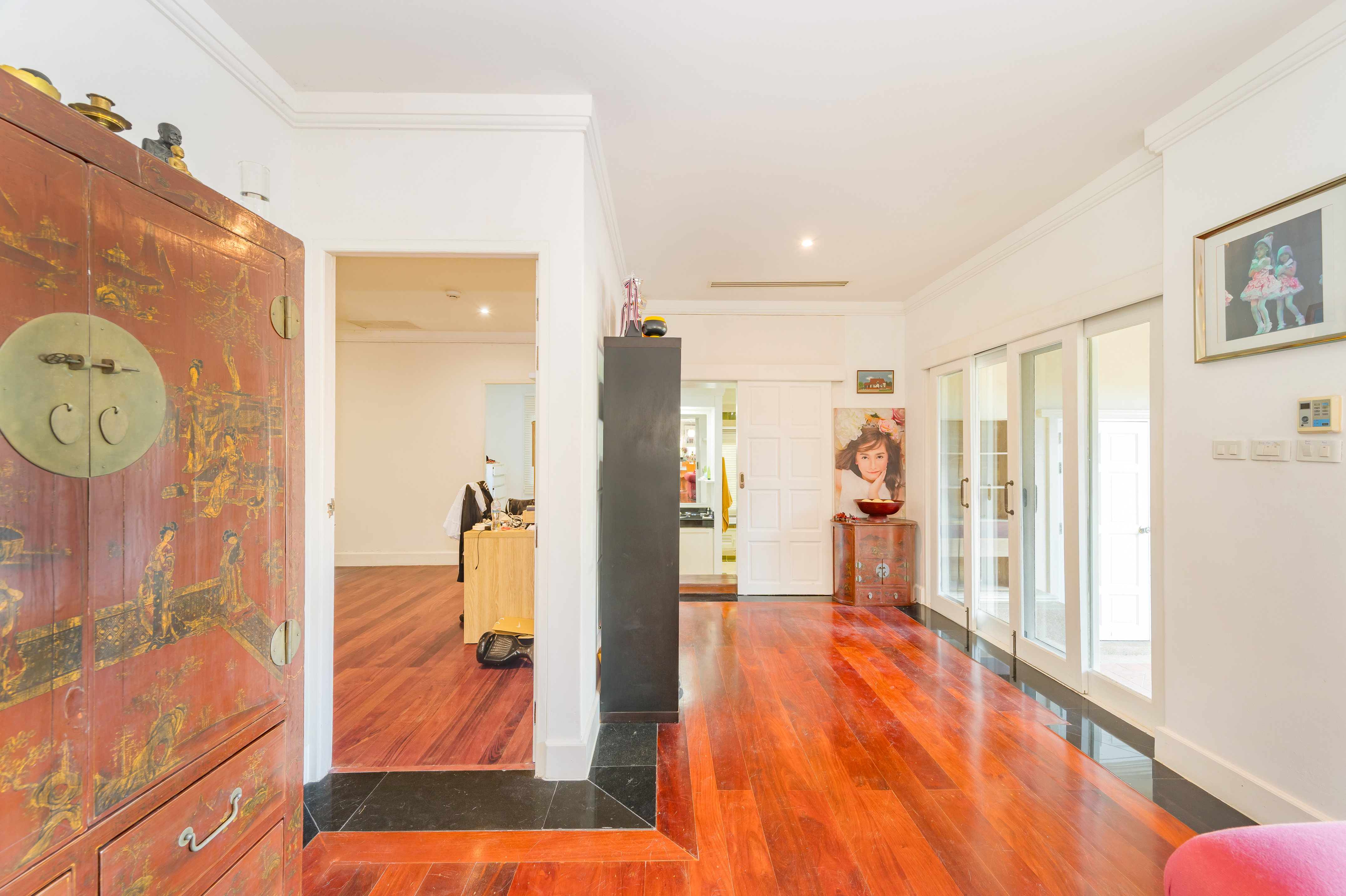 Property image - gallery 35