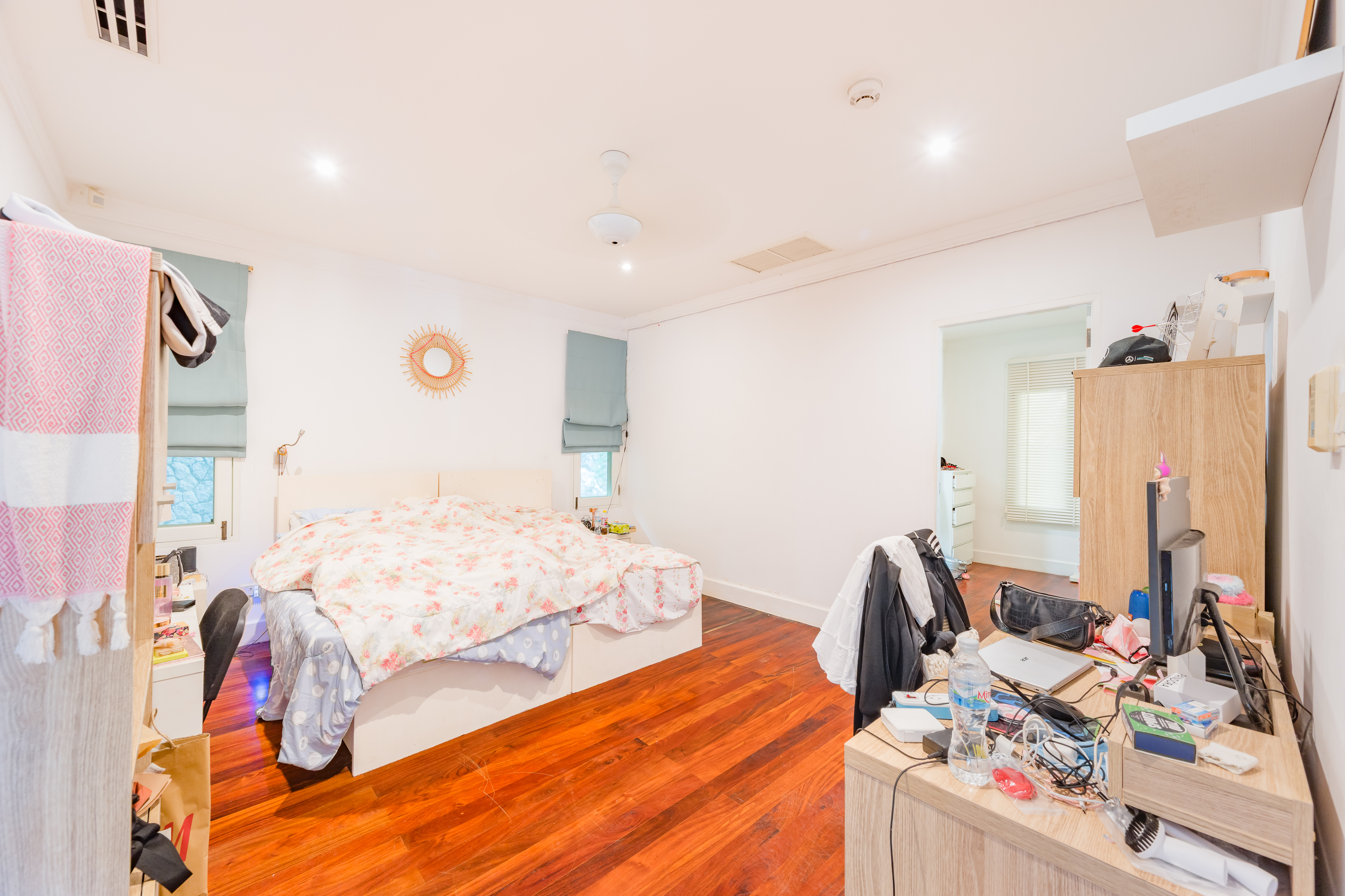 Property image - gallery 34