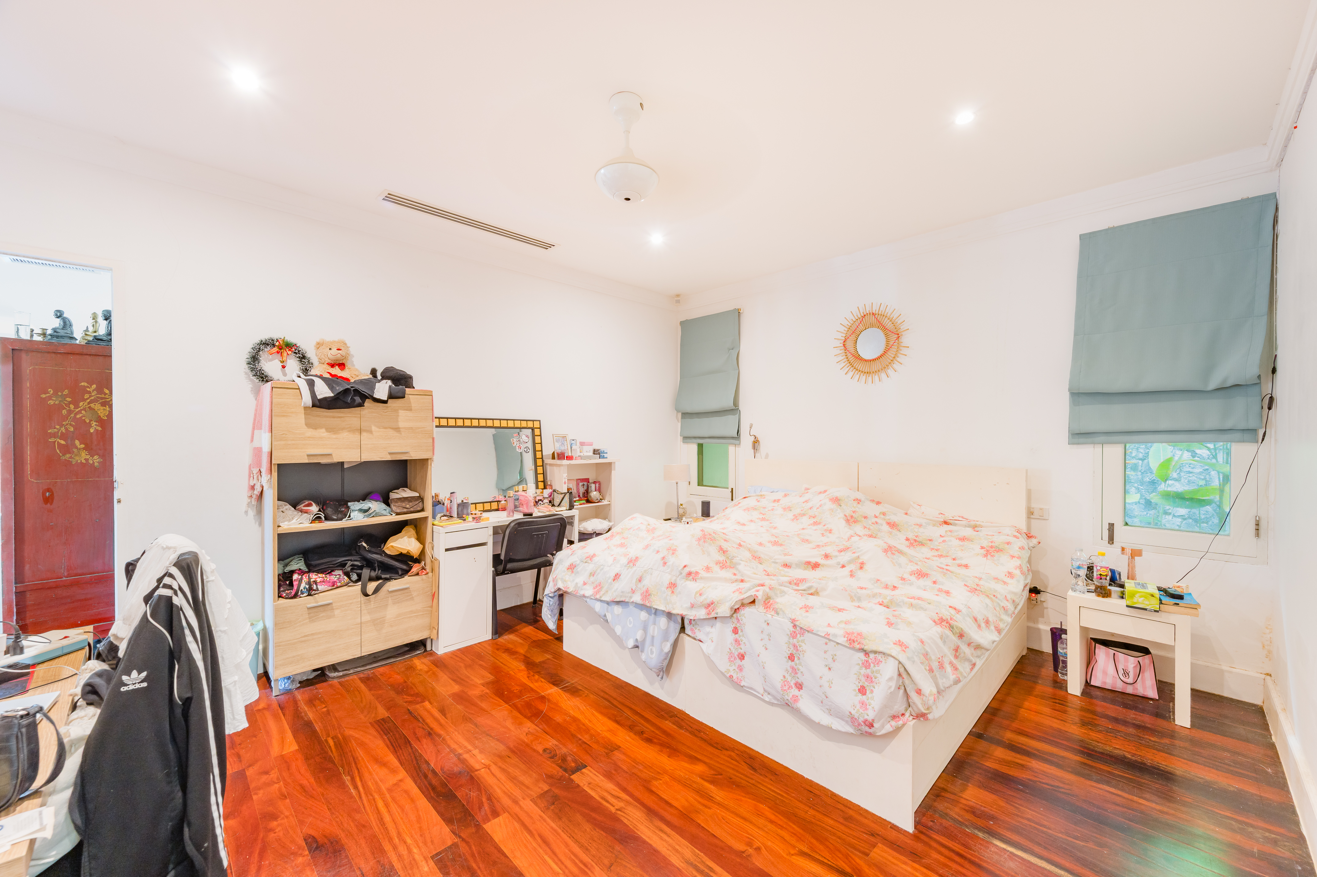 Property image - gallery 29