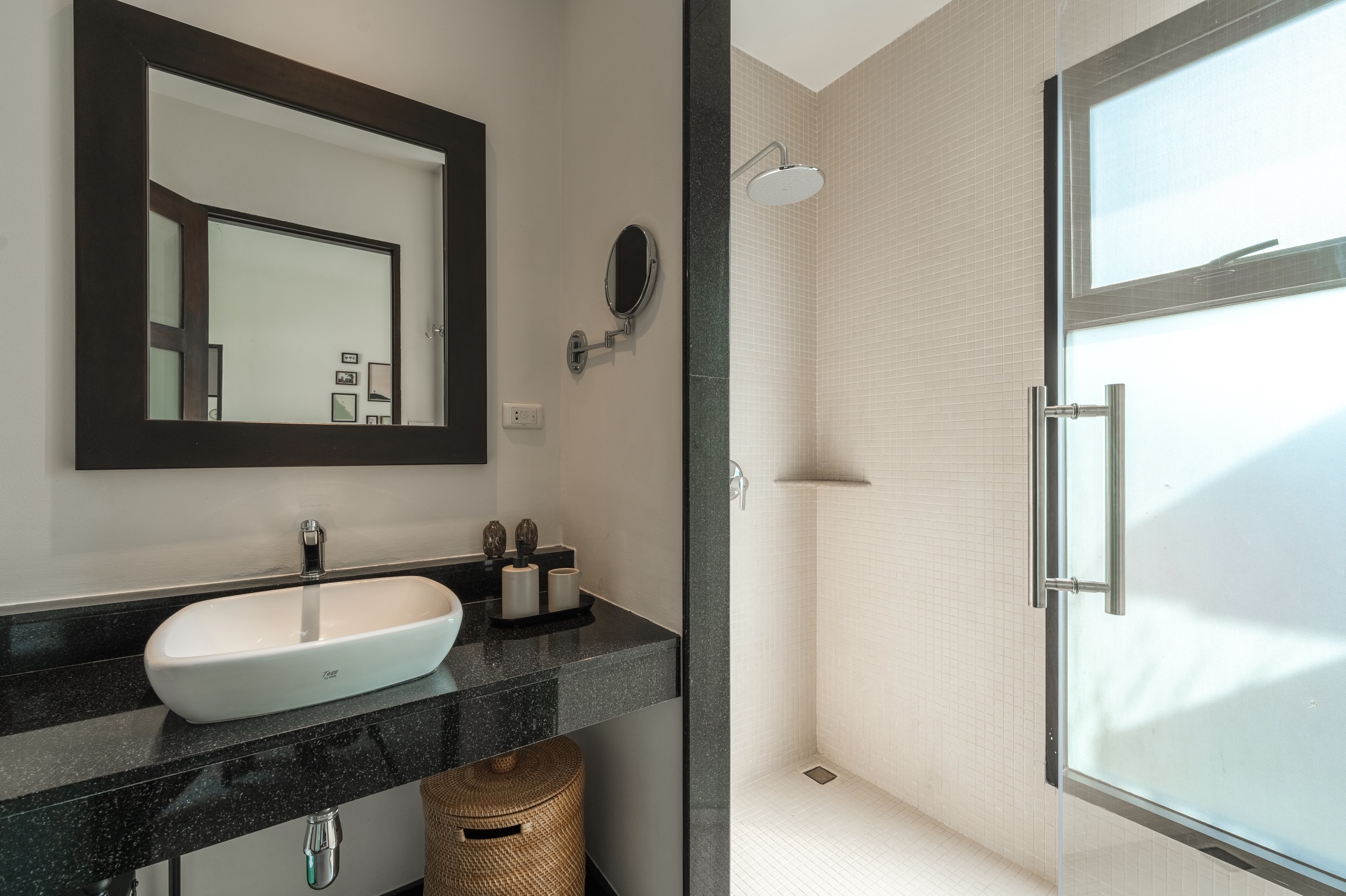 Property image - gallery 36