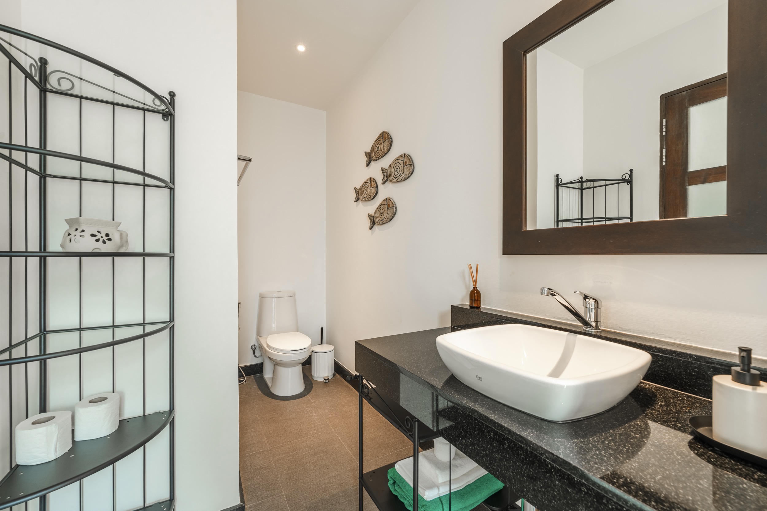 Property image - gallery 37