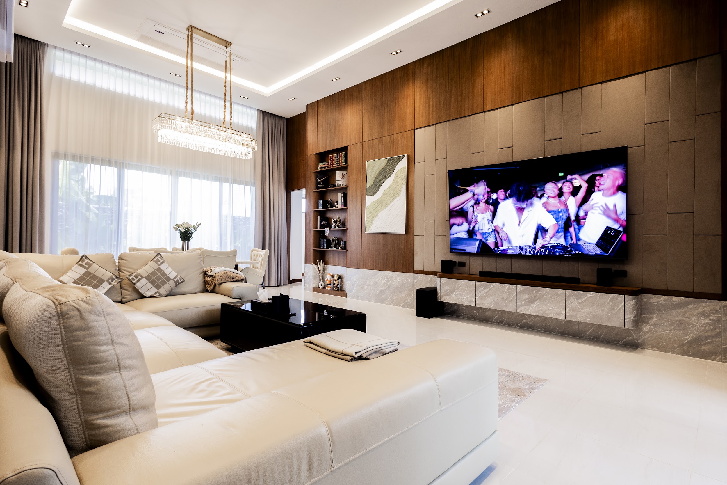 Property image - gallery 43