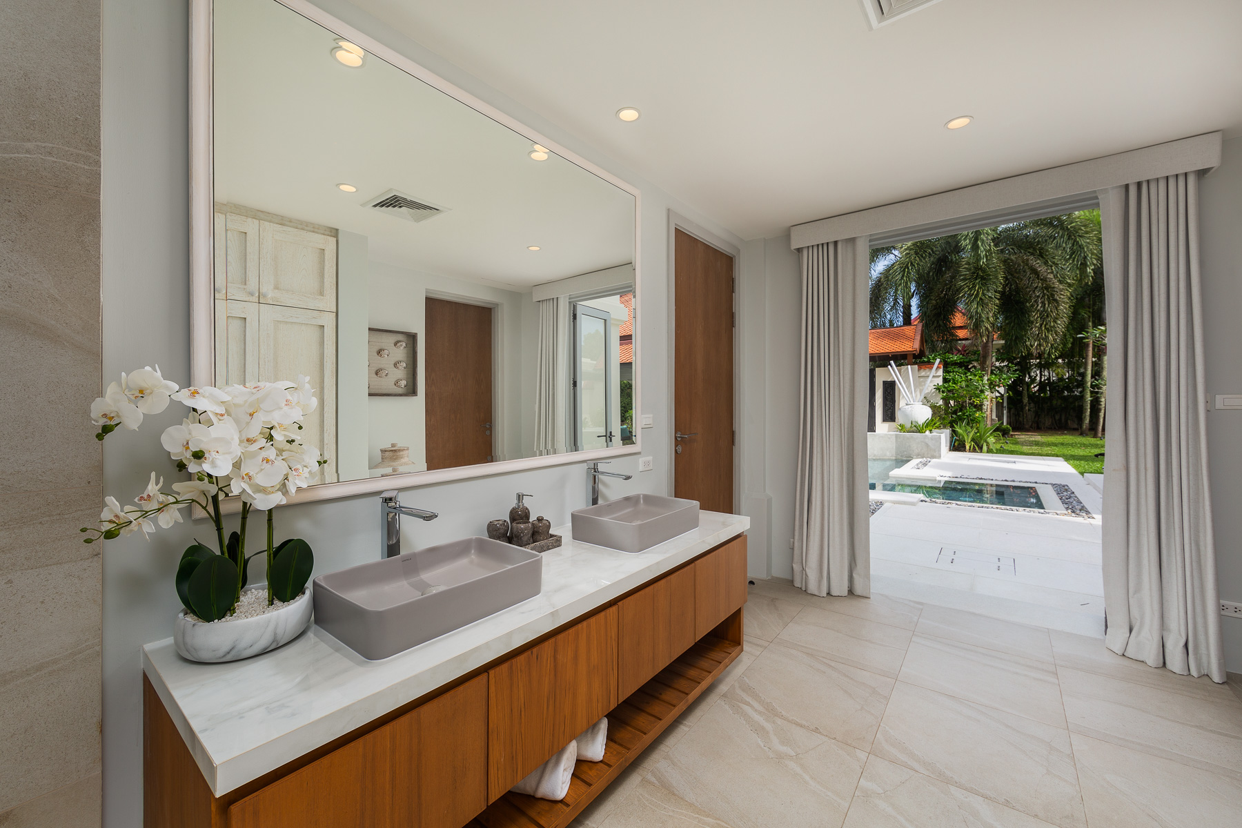 Property image - gallery 29