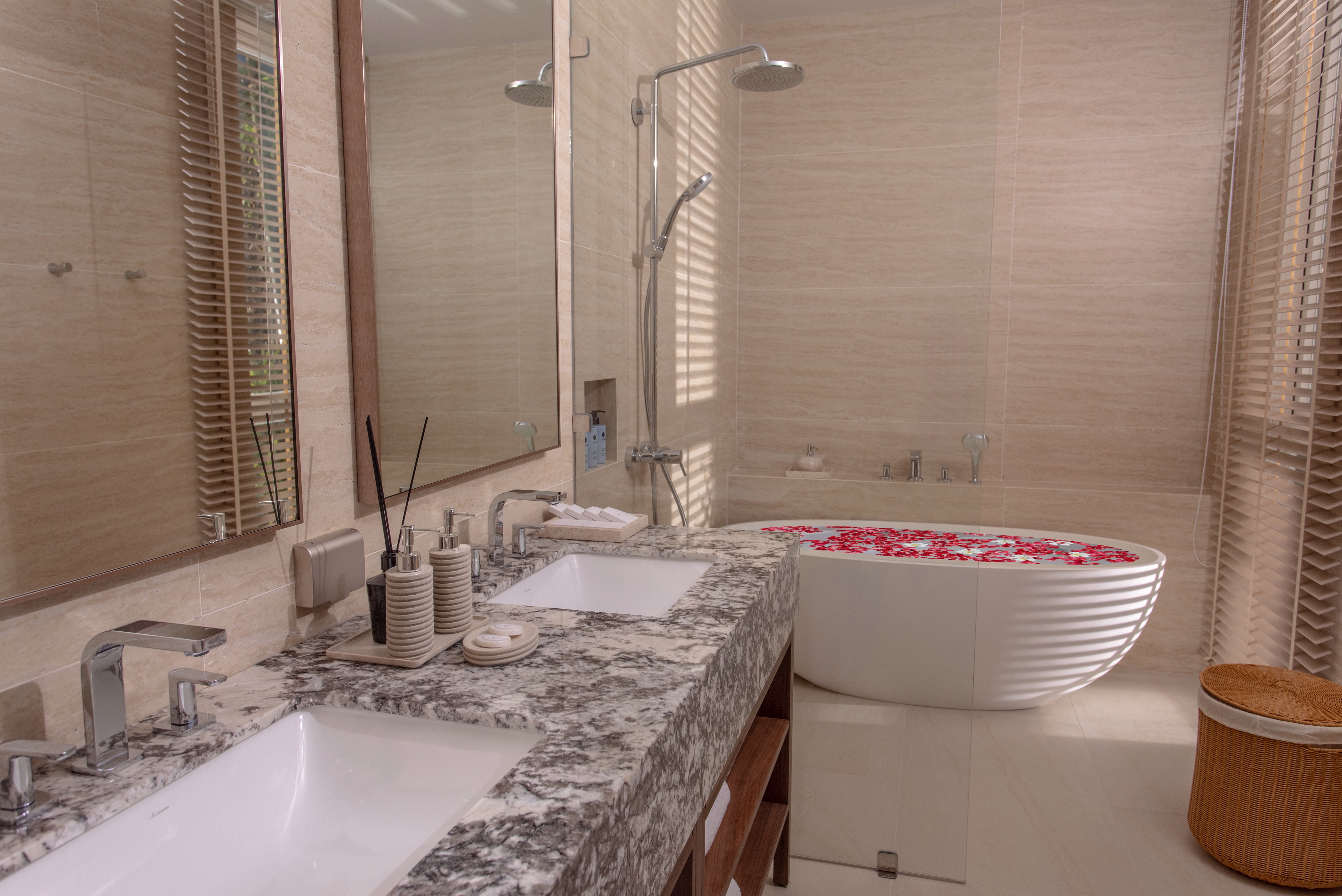 Property image - gallery 32