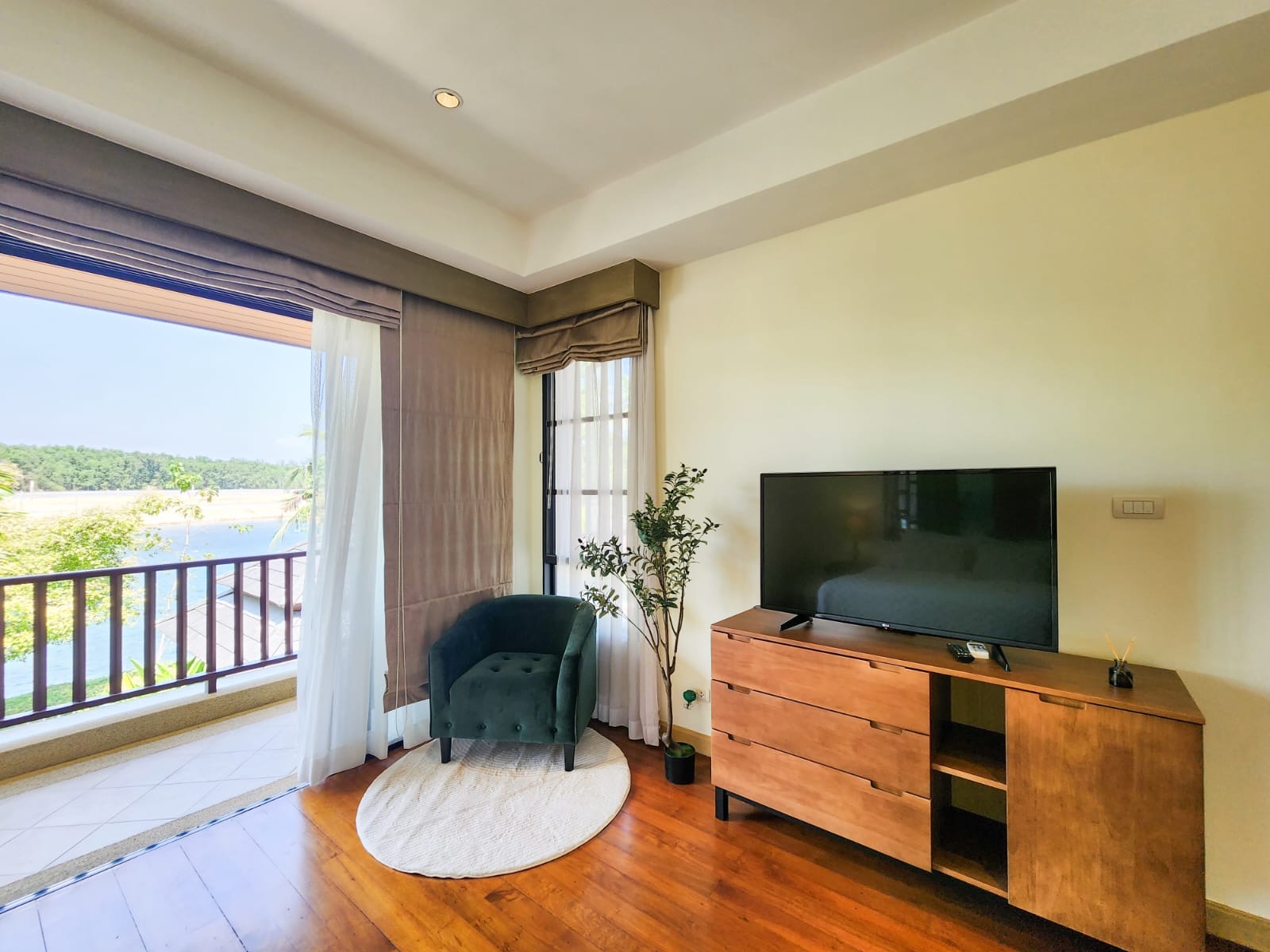 Property image - gallery 22