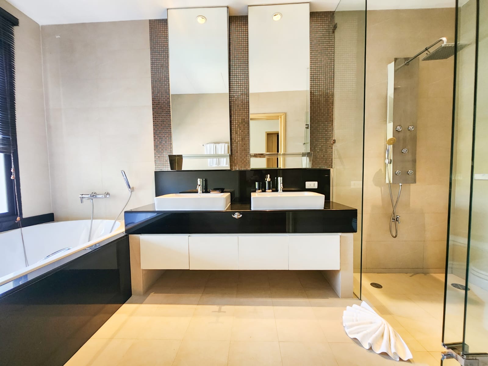 Property image - gallery 19