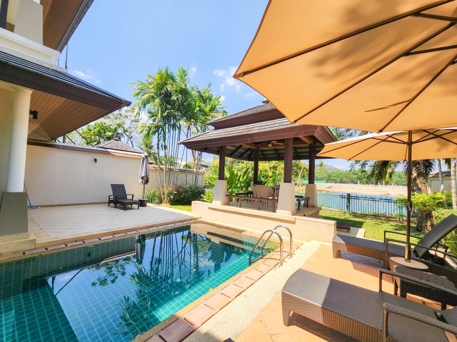 Property image - gallery 38