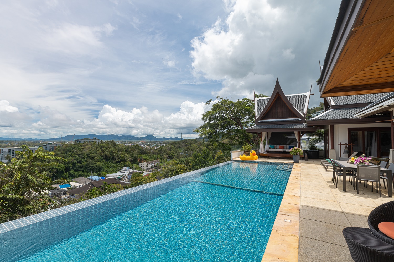 Property image - gallery 37